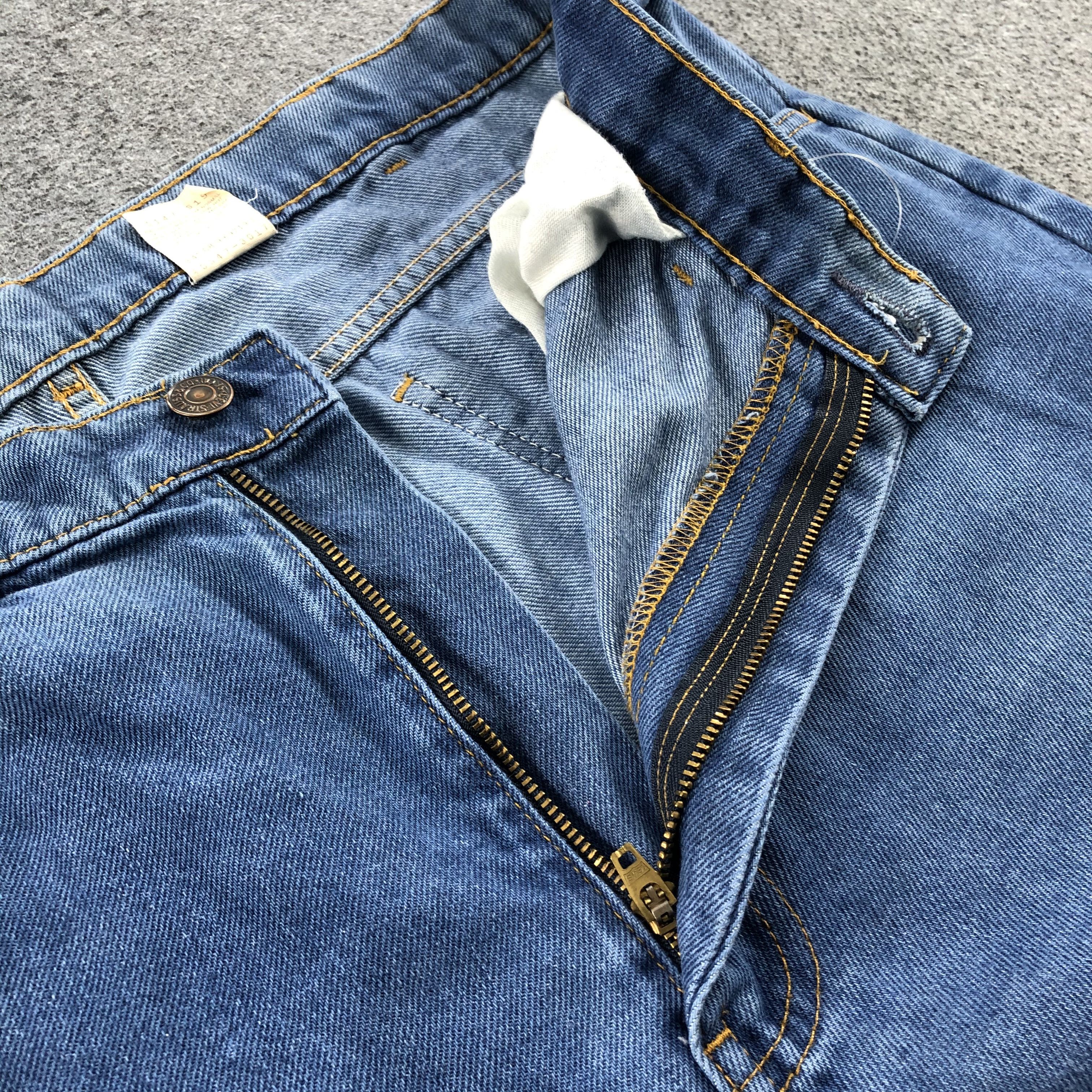 Levi's × Vintage 90s Vintage Levis 547 Jeans-JM1880 Size US 35 - 7 Thumbnail