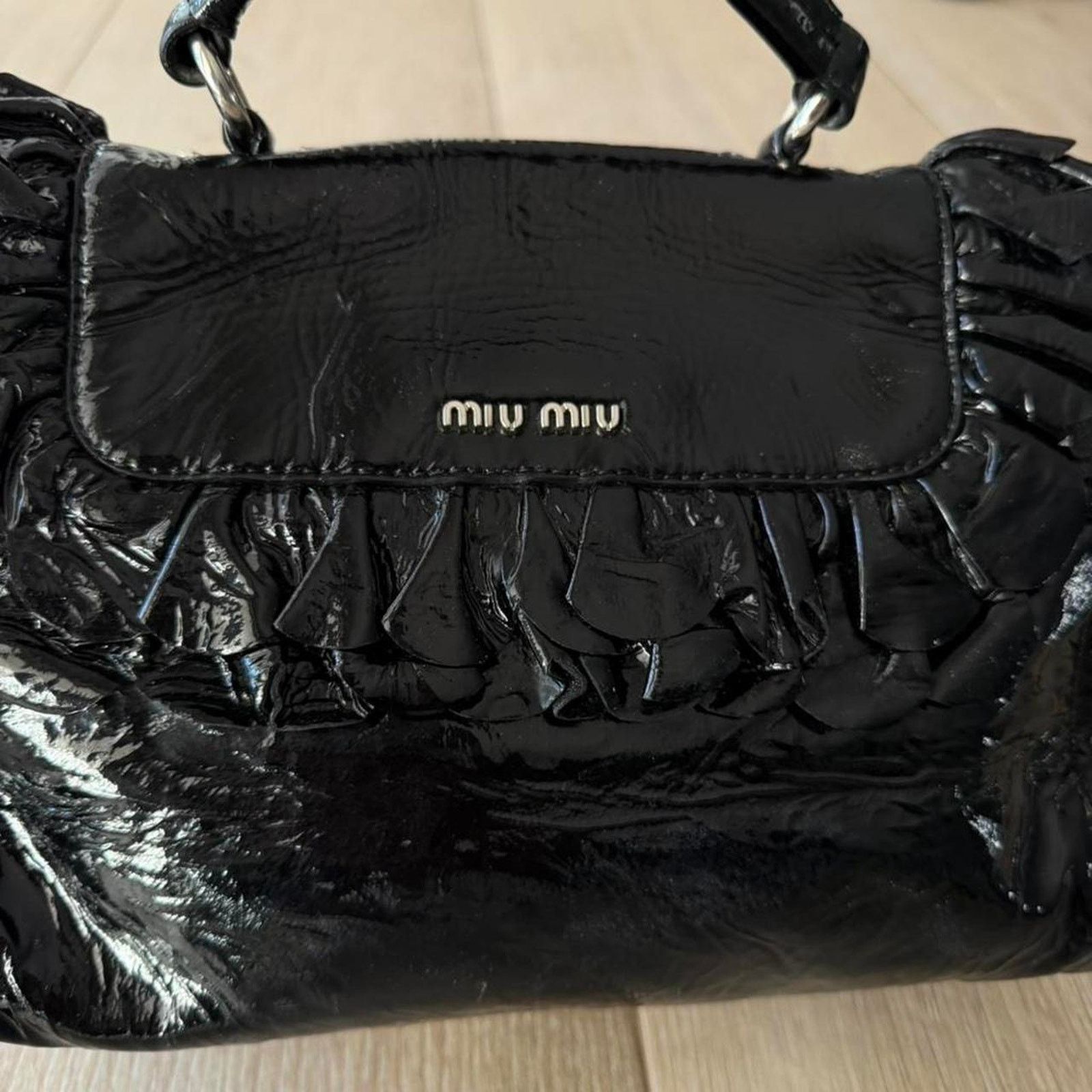 Miu Miu Miu Miu Patent Leather Ruffle Handbag Black Y2K Size ONE SIZE - 4 Thumbnail