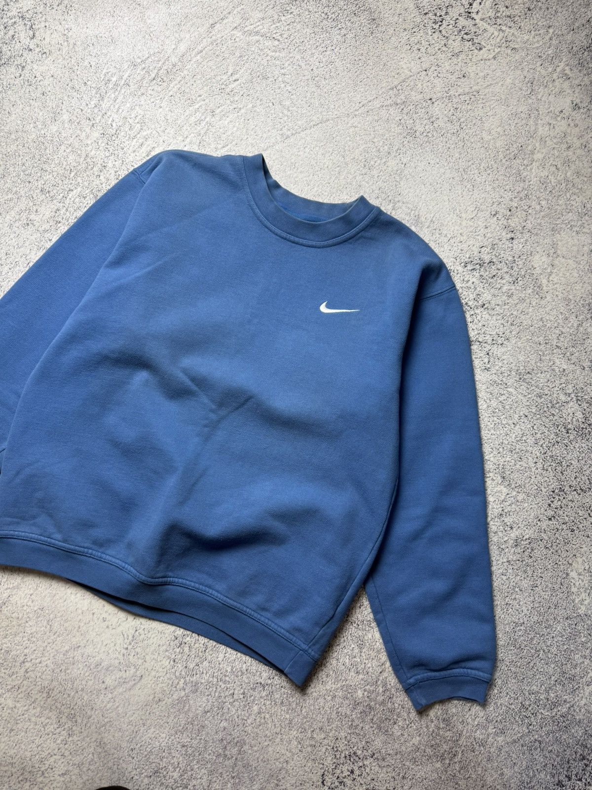 Nike Vintage Nike Blue Sweatshirt Mini Logo Rare Streetwear Size S / US 4 / IT 40 - 4 Thumbnail