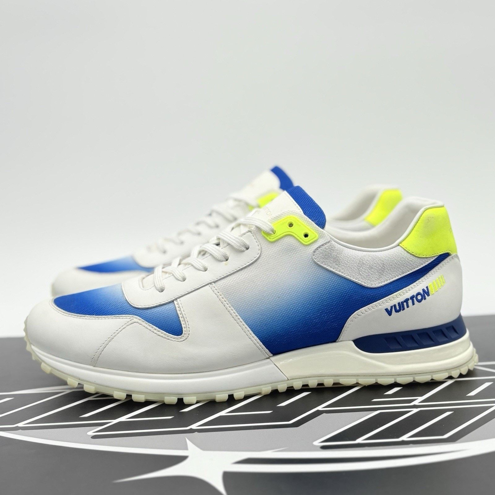 Louis Vuitton Run Away ' Blue Gradation ' SUPER CLEAN!