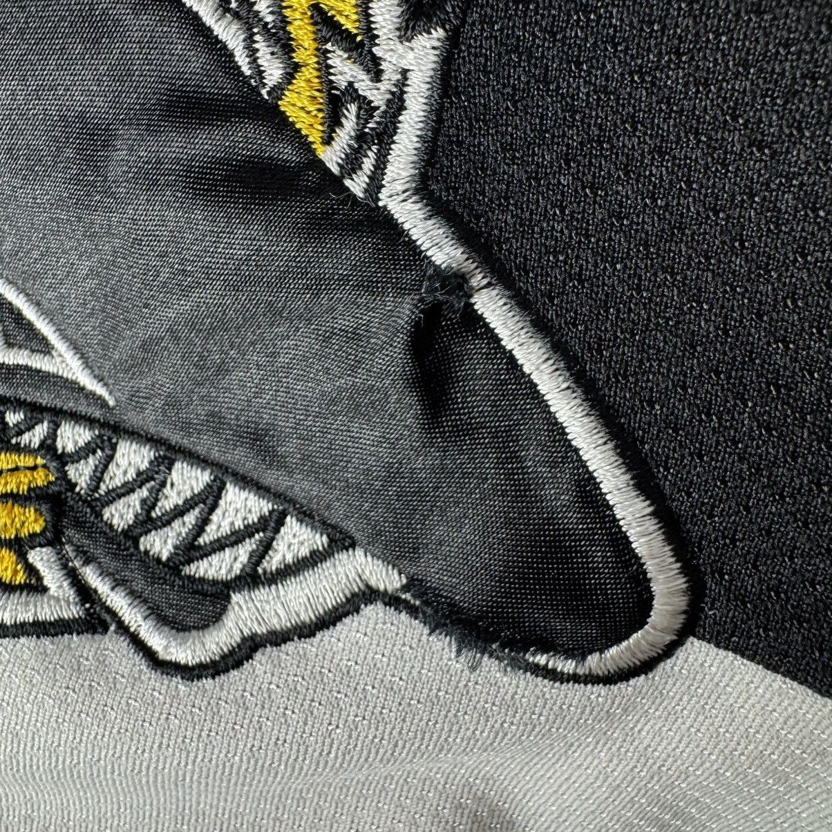 Vintage SAN JOSE SHARKS VINTAGE NHL JERSEY HOCKEY SHIRT TWINS Size US XL / EU 56 / 4 - 10 Thumbnail