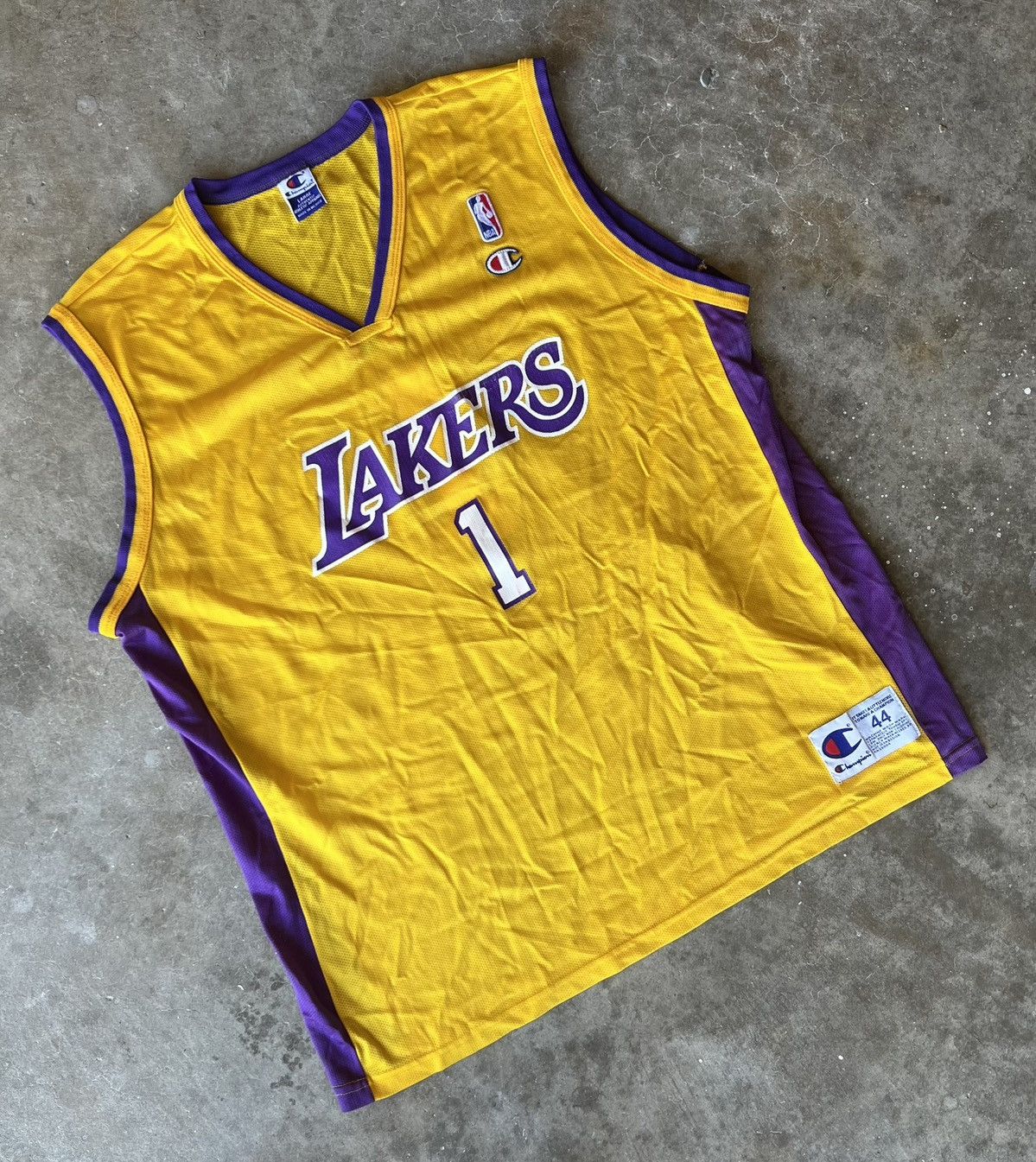 Champion × NBA × Vintage Los Angeles Lakers Basketball Jersey by Champion Size 44 Size US L / EU 52-54 / 3 - 1 Thumbnail