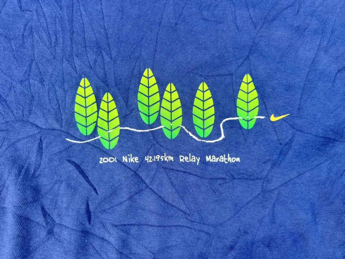 Nike × Vintage Nike Vintage Y2K 2001 Relay Marathon Size US L / EU 52-54 / 3 - 5 Thumbnail