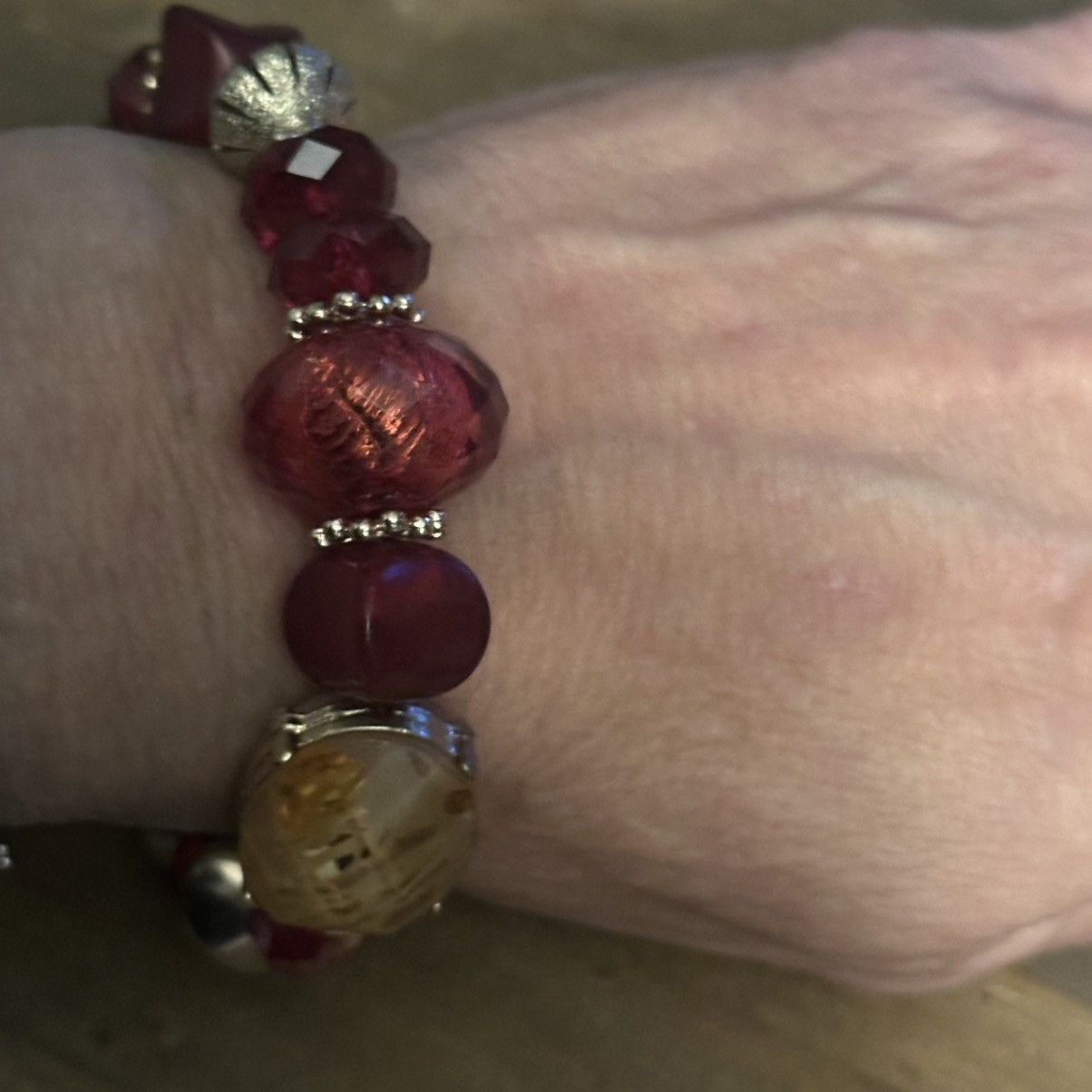 Other Chunky red and gold bead stretch bracelet Size ONE SIZE - 5 Thumbnail