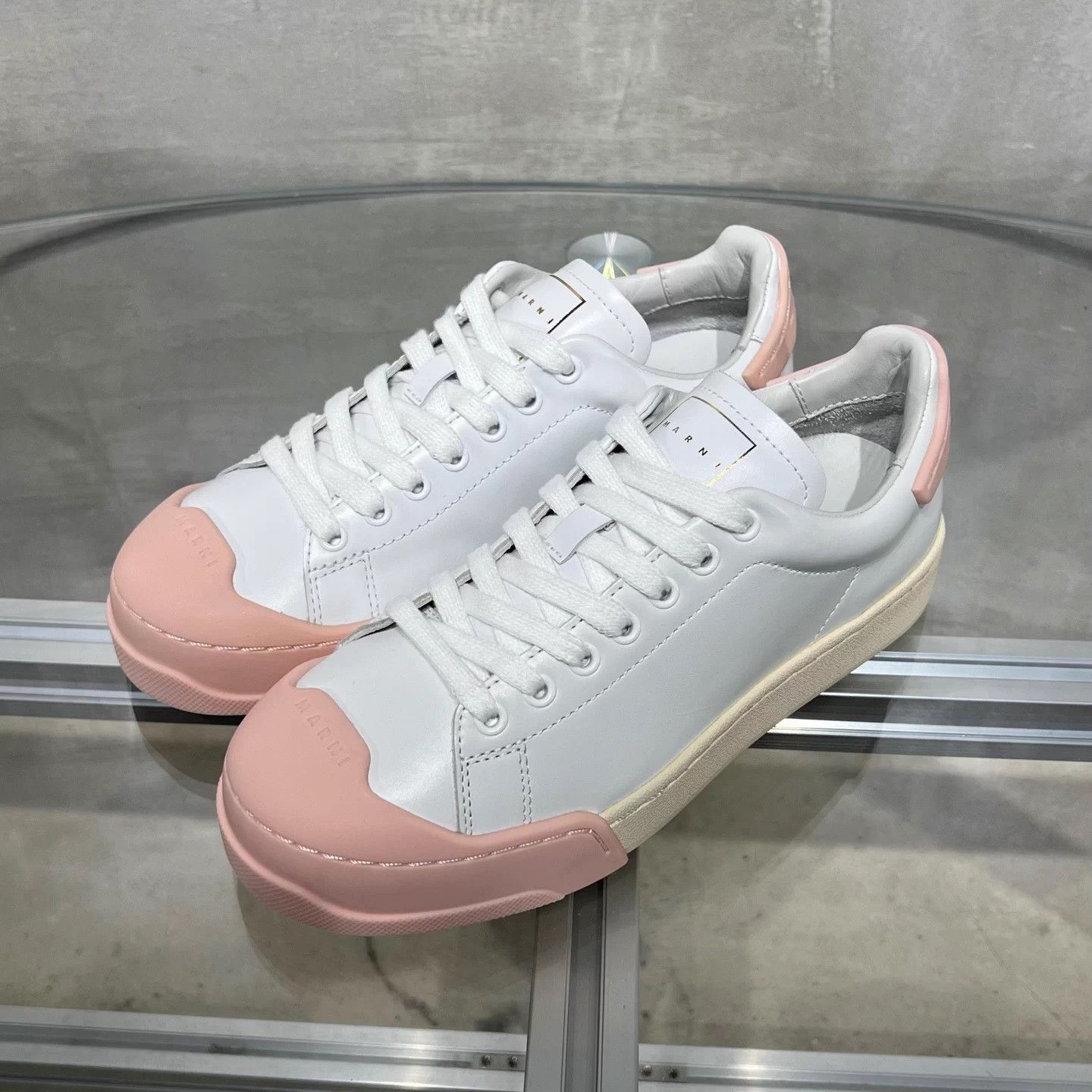 Marni Marni dada bumper pink 37 shoes Size US 6.5 / IT 36.5 - 2 Thumbnail