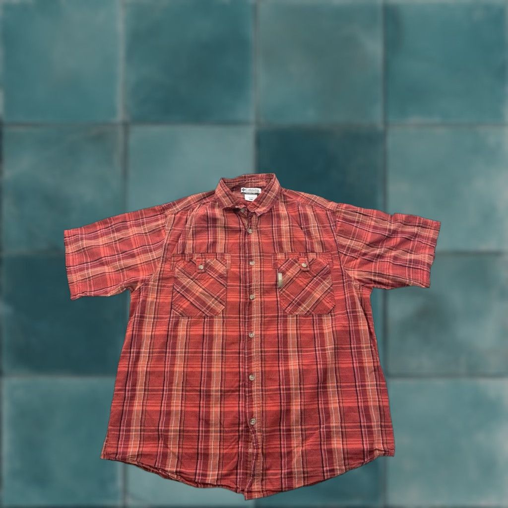Vintage Columbia Shirt Mens XL Red Plaid Button-Up Short Sleeve Size US XL / EU 56 / 4 - 1 Thumbnail