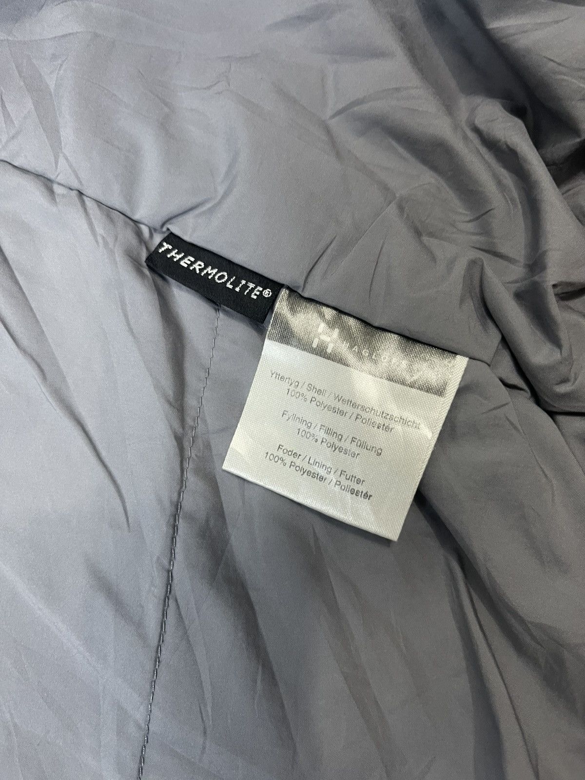 Haglofs Vintage Haglofs Thermolite Windbreaker Jacket Size US L / EU 52-54 / 3 - 12 Thumbnail