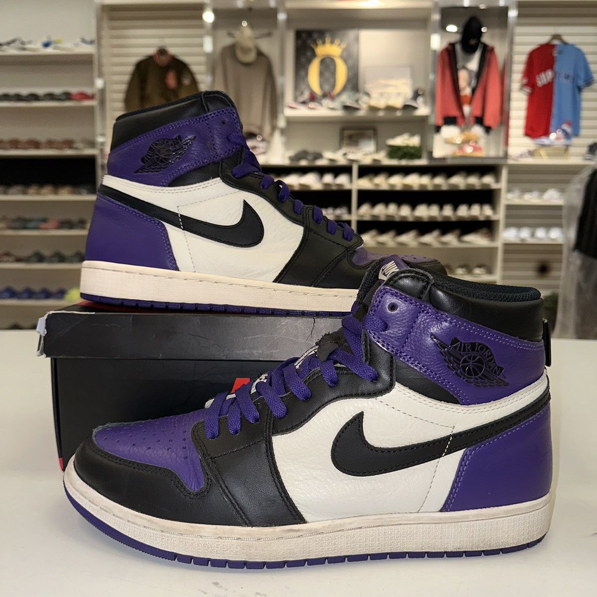 image of Size 11 - Jordan 1 Retro High OG Court Purple 2018 Shoes, Men's