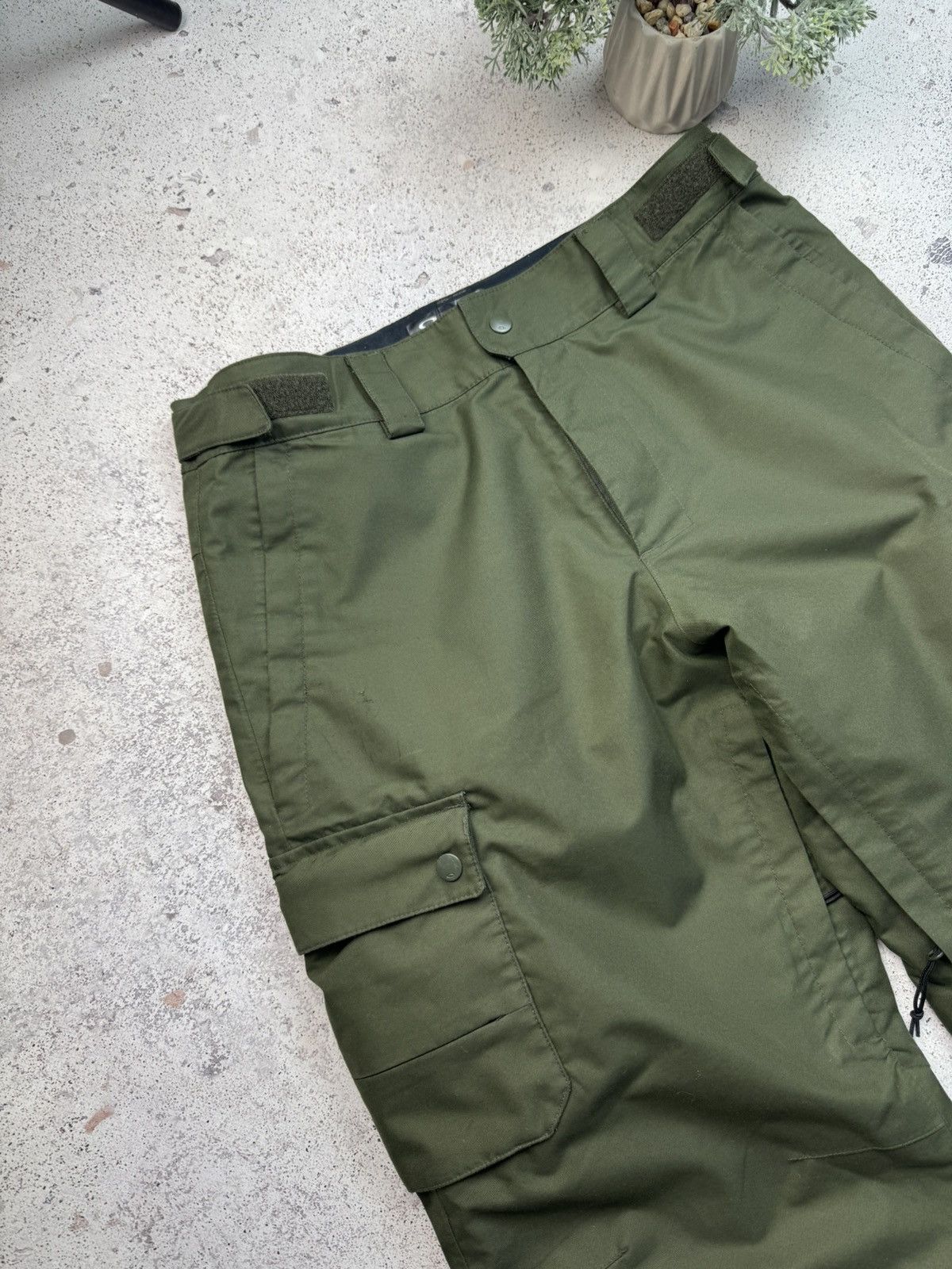 Oakley Vintage Oakley Multi-pocket Cargo Ski Pants Size M Size US 32 / EU 48 - 2 Thumbnail