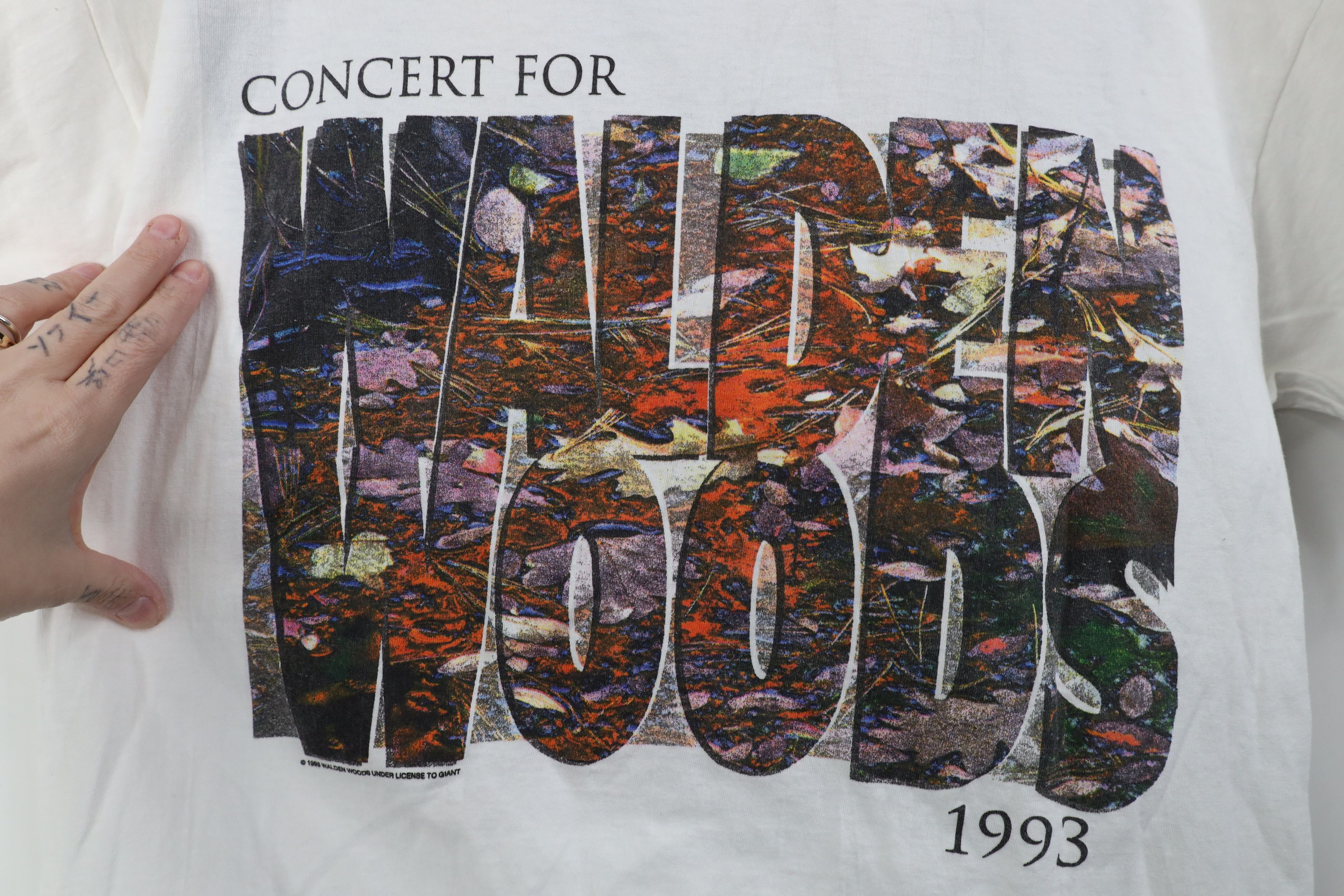 Vintage Vintage 90s Walden Woods Aerosmith Elton John T-Shirt USA Size US XL / EU 56 / 4 - 4 Thumbnail