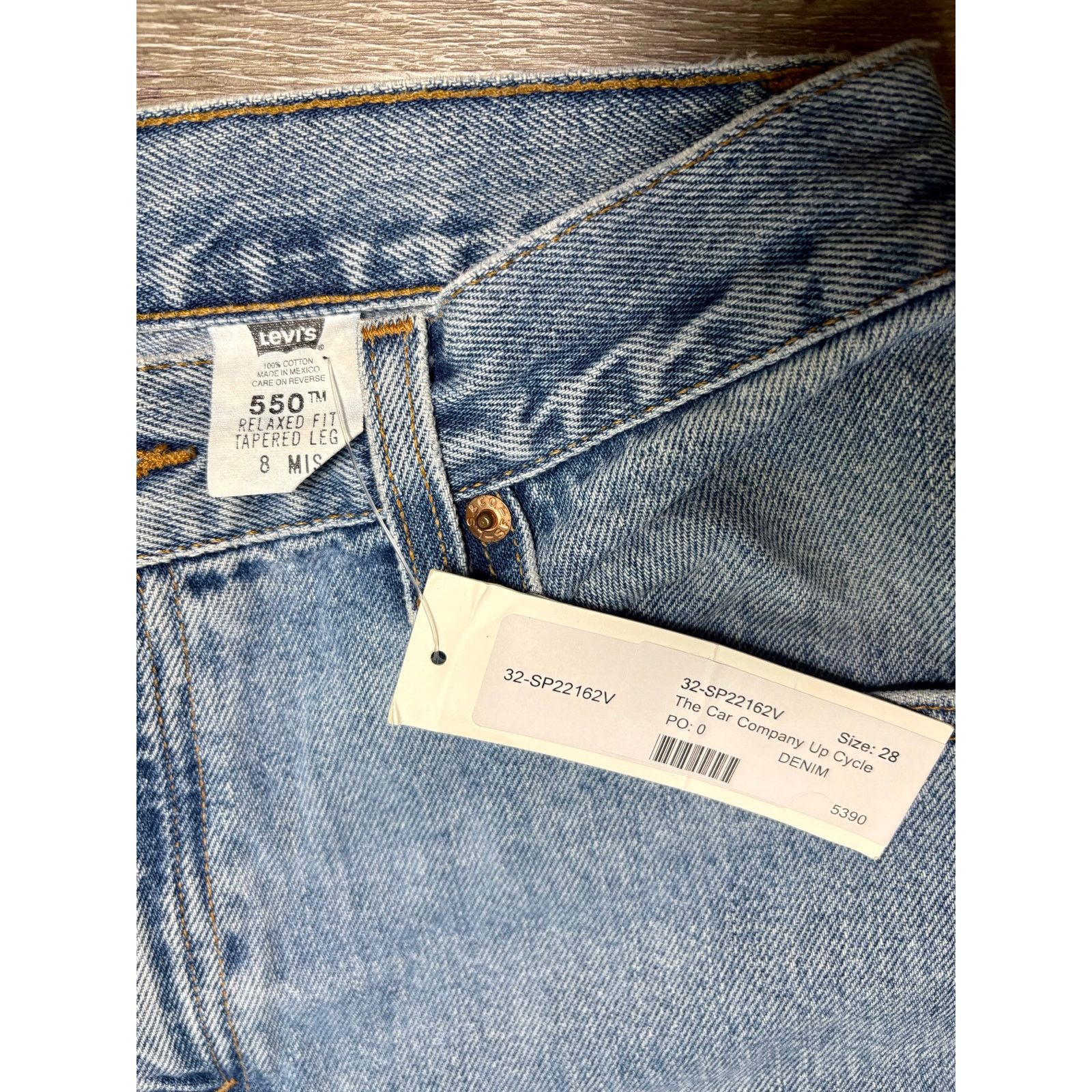 Other NWT Men's Sz. 8 UpCycled 550 Levi Jeans by The Car Company Size US 32 / EU 48 - 4 Thumbnail