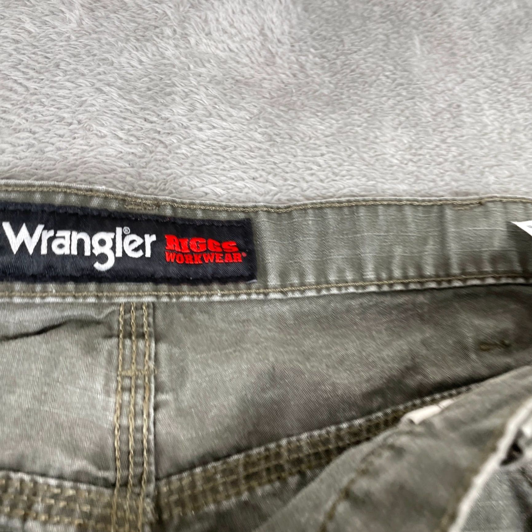 Wrangler Wrangler Riggs Workwear Cargo Pants Mens 42x34 Green Ripstop Utility Workwear Cargo Pocket Size US 42 / EU 58 - 5 Thumbnail