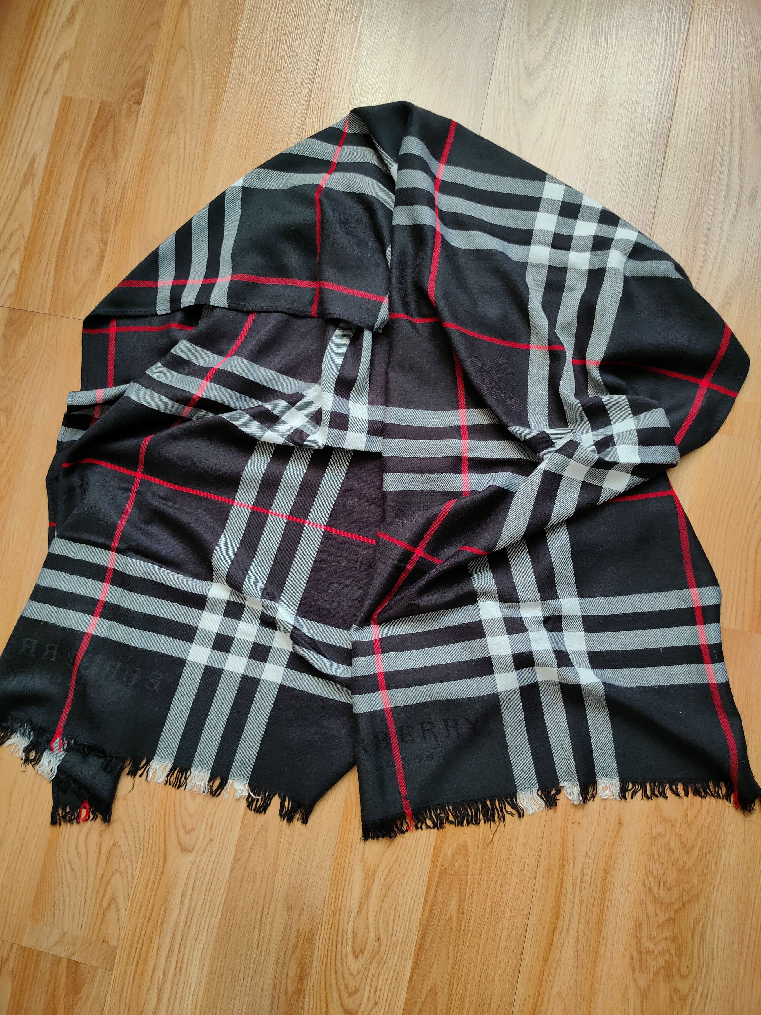 Burberry Vintage Burberry Scarf Uni Burberry Cashmere Scarf Scotland Size ONE SIZE - 3 Thumbnail