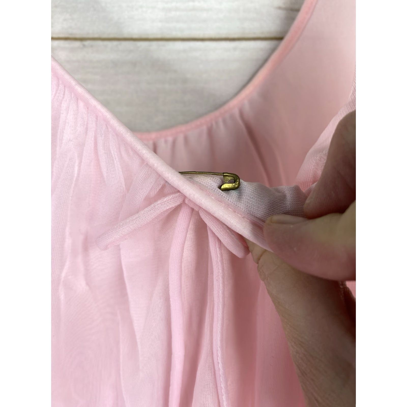 Vintage Miss Elaine Nightgown Chemise Sheer Daisy Lace Trim Lingerie Nylon Pink 1960s Vintage Size ONE SIZE - 5 Thumbnail