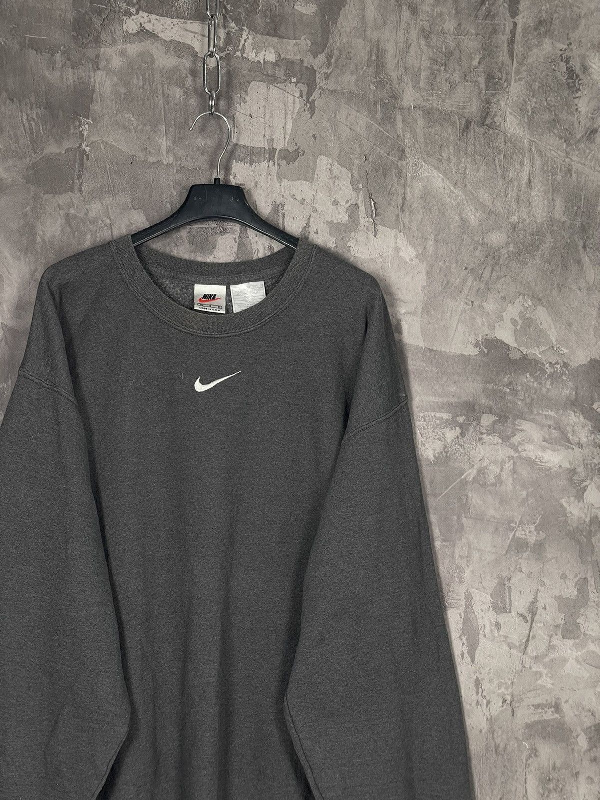 Nike × Vintage 00s Vintage Nike Center Swoosh Logo Oversized Sweatshirt Size US XL / EU 56 / 4 - 4 Thumbnail