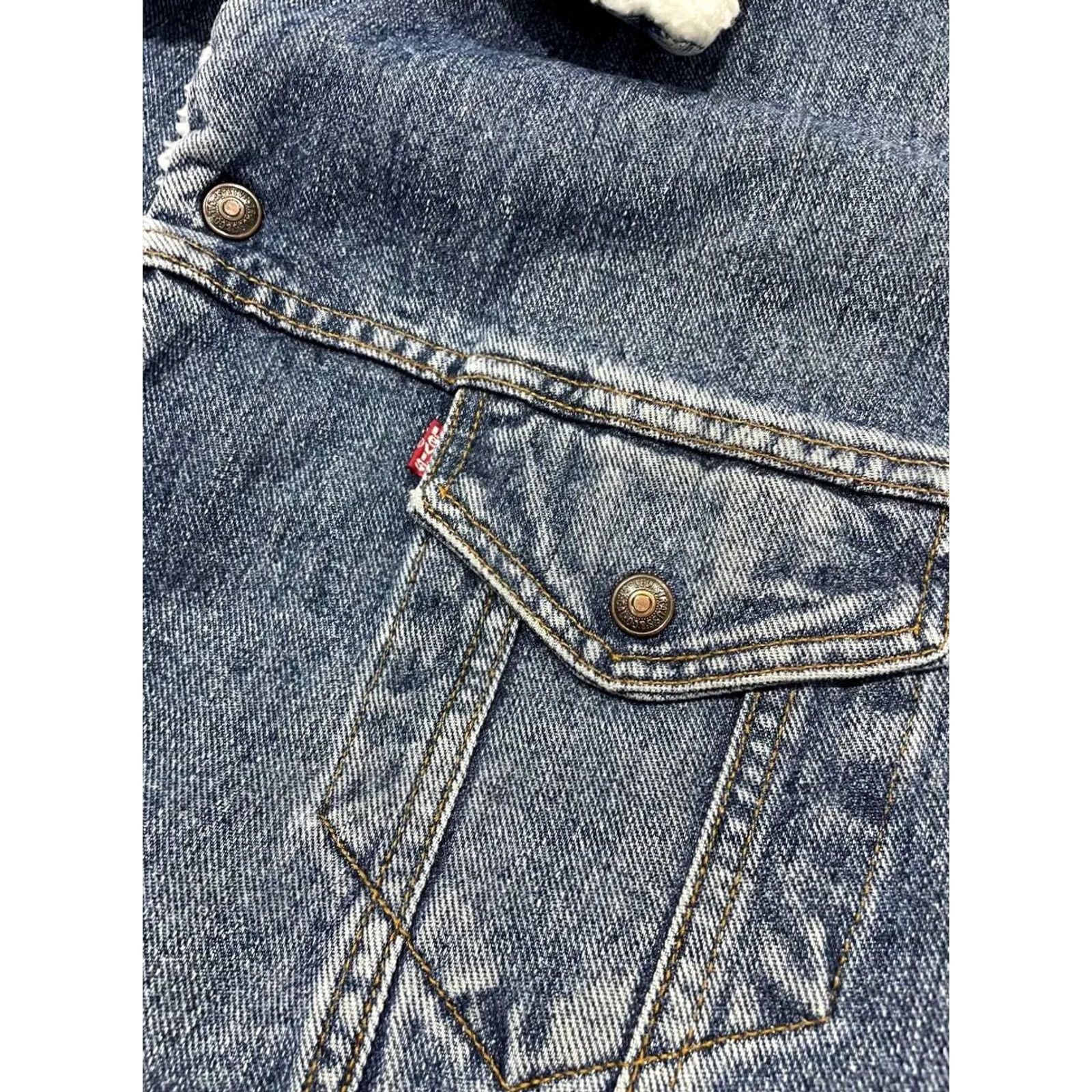 Levi's VINTAGE Levi's Jacket Adult XL Blue Denim Sherpa Lined Made In USA 1992 Y2K Men Size US XL / EU 56 / 4 - 7 Thumbnail