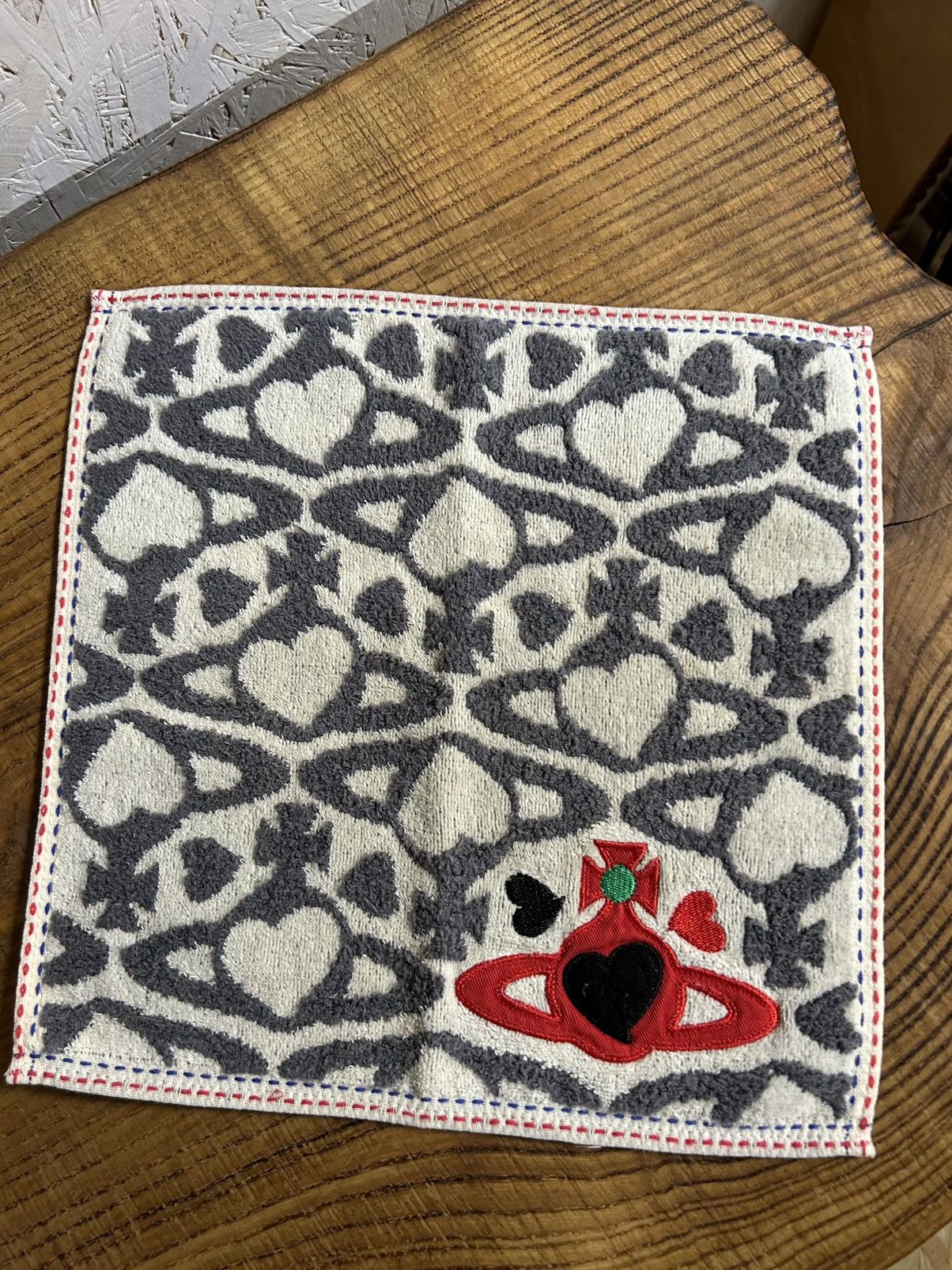 Vivienne Westwood BNWT Vivienne Westwood Floral Mini Hand Towel Handkerchief Size ONE SIZE - 14 Thumbnail