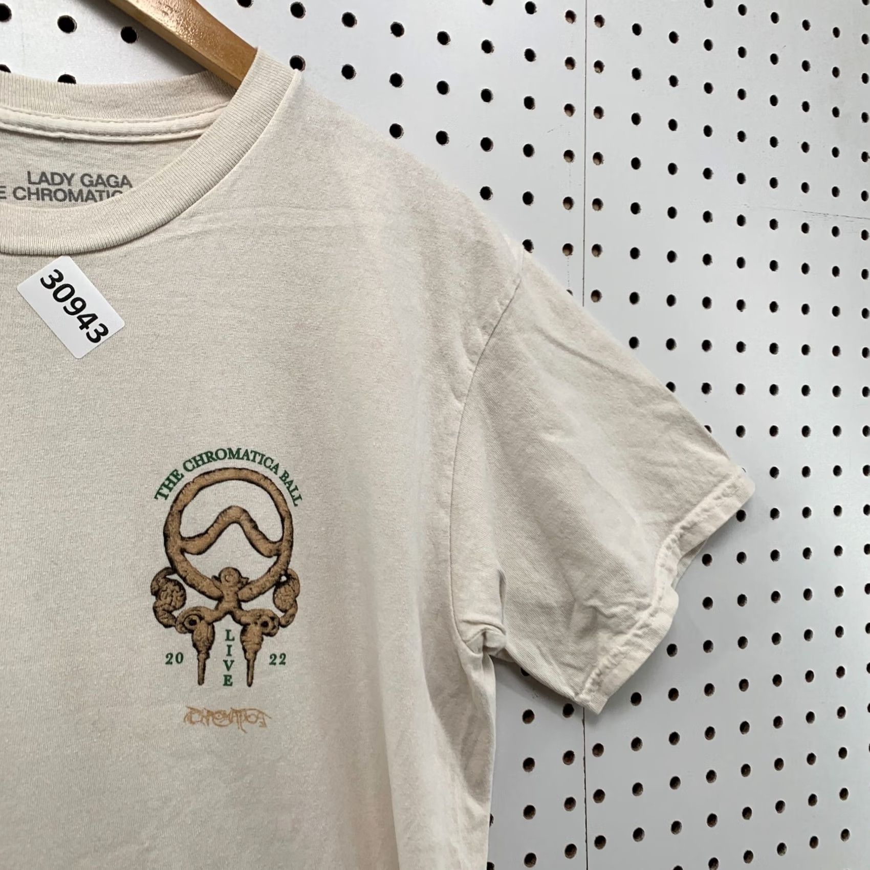 Vintage Lady Gaga Shirt Mens Small Beige The Chromatica Ball 2022 World Tour 19X28 Size US S / EU 44-46 / 1 - 7 Thumbnail