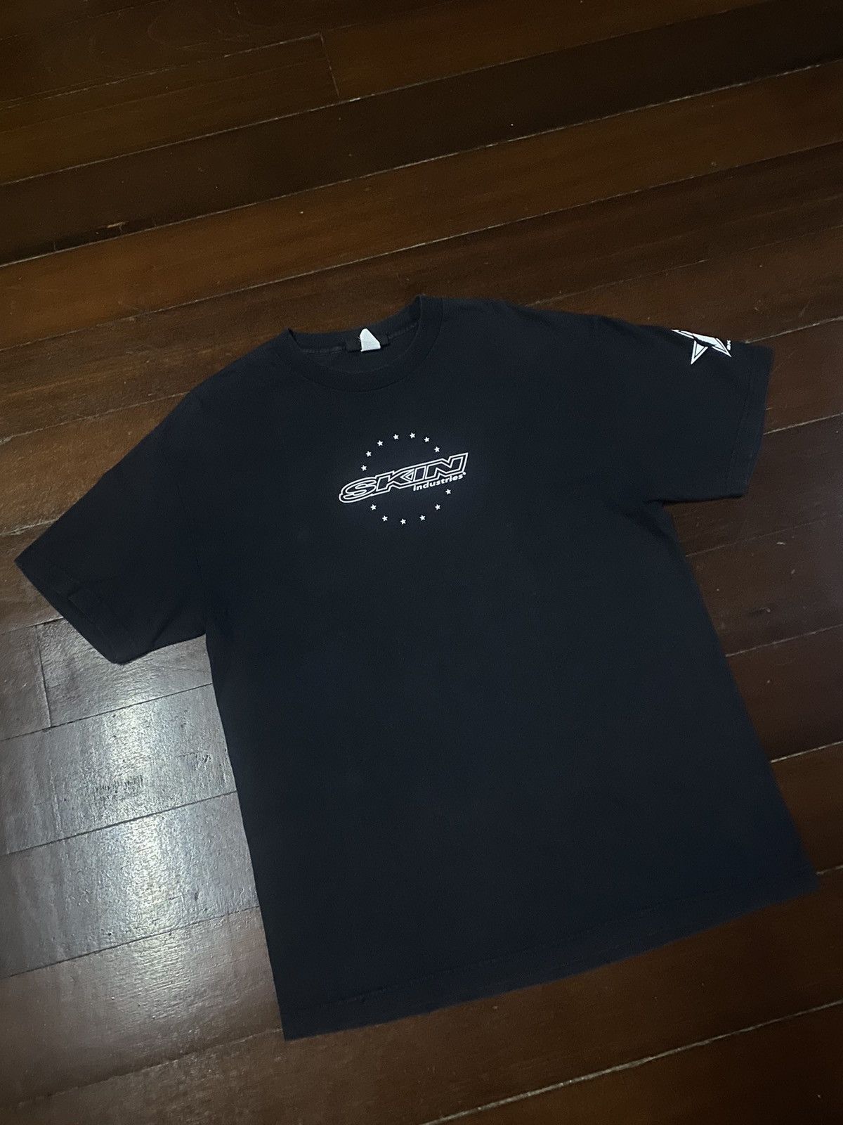 Sex Skateboards × Vintage Vintage 90s Skin Industries sexy girl T-shirt Size US L / EU 52-54 / 3 - 7 Thumbnail