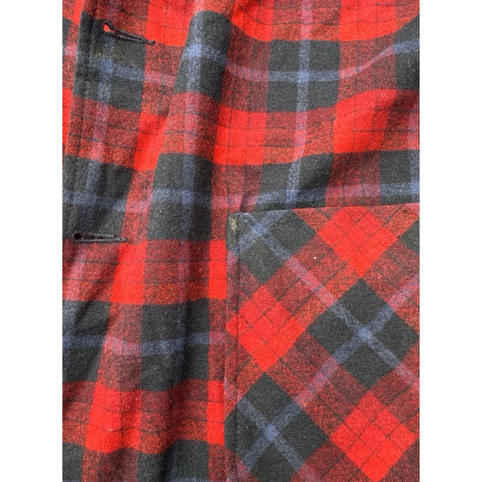Pendleton VINTAGE Pendleton USA Jacket Wool Plaid Red Black Tartan Large 60s 70s Mens Size US L / EU 52-54 / 3 - 5 Thumbnail