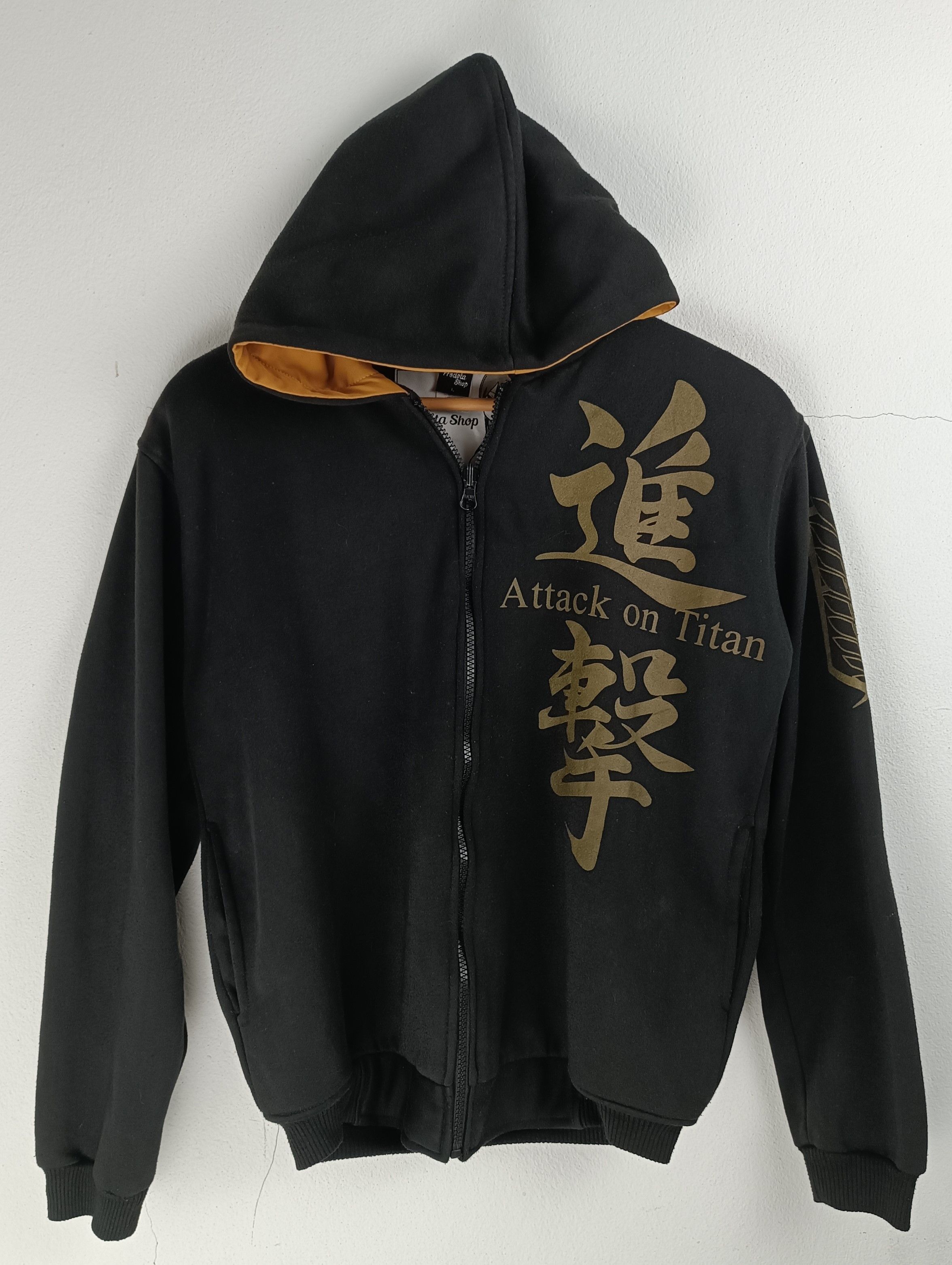 Anime VINTAGE ATTACK ON TITAN THE SURVEY CORPS EREN MIKASA TEAM Size US M / EU 48-50 / 2 - 3 Thumbnail