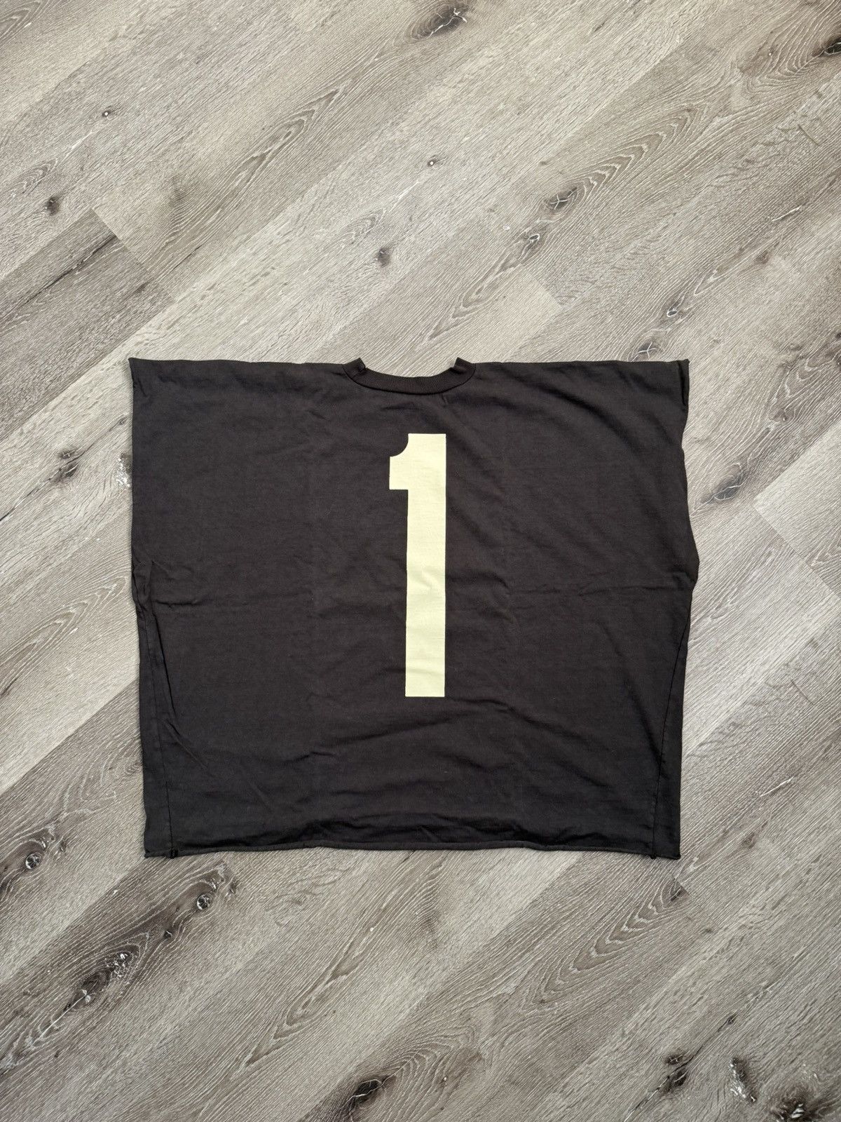 Yeezy Yeezy Vultures One Box Tee Size US S / EU 44-46 / 1 - 1 Thumbnail