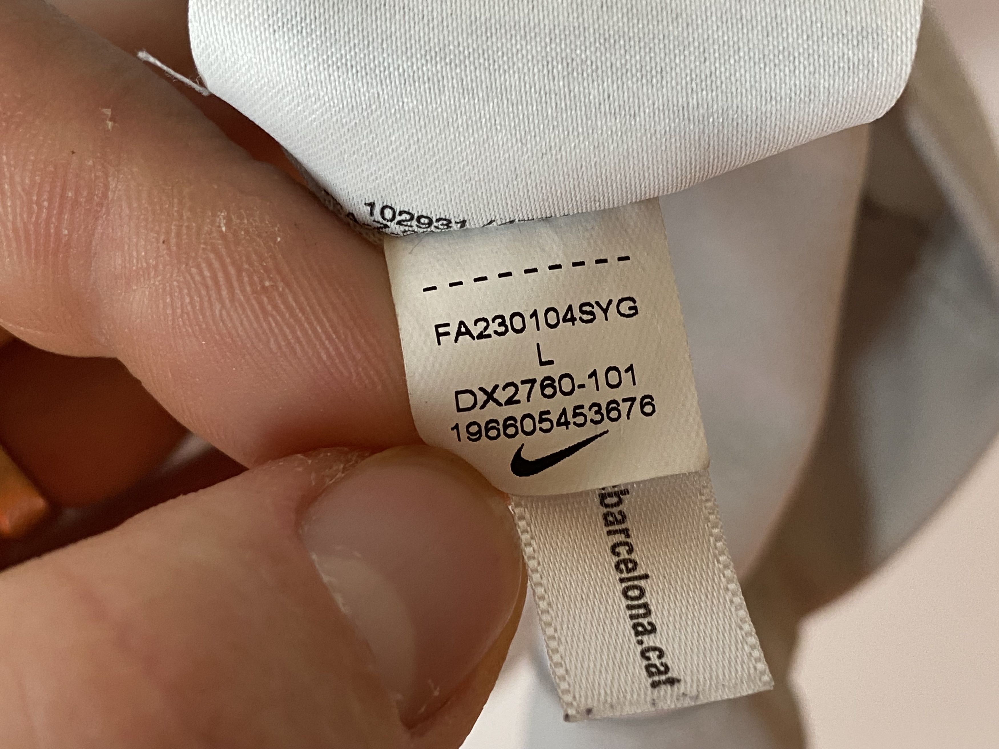 Nike BARCELONA 2023 2025 AWAY FOOTBALL SHIRT SOCCER JERSEY Size US XXS / EU 40 - 8 Thumbnail