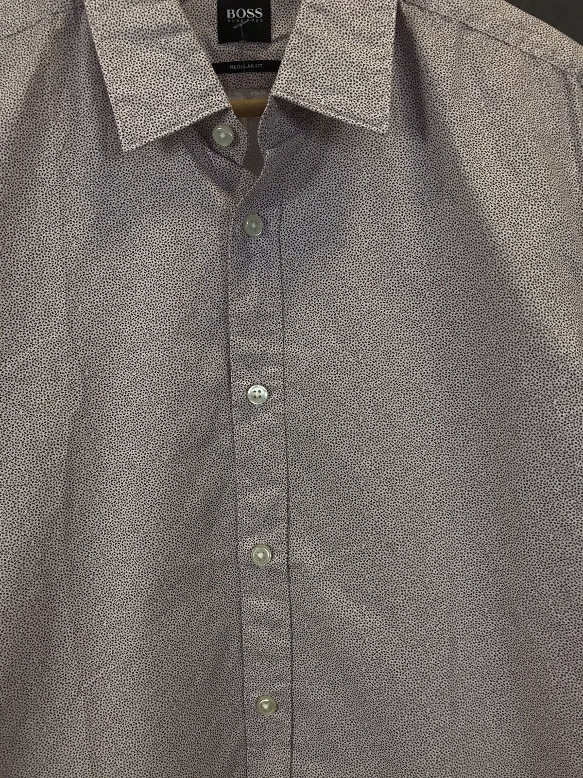 Hugo Boss Hugo Boss designer shirt Size US L / EU 52-54 / 3 - 3 Thumbnail