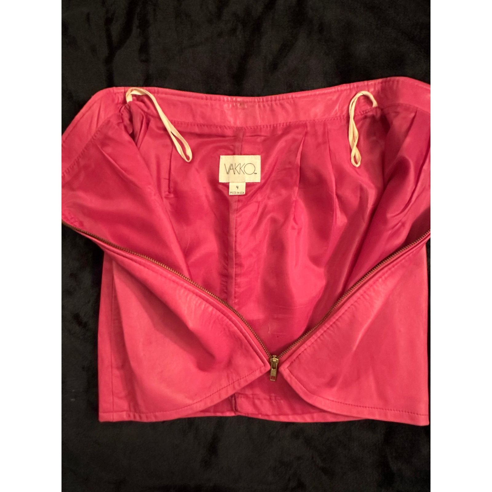 Other VINTAGE 80s VAKKO PINK LEATHER ZIP FRONT MINI SKIRT 4 Size 24" / US 00 / IT 34 - 6 Thumbnail