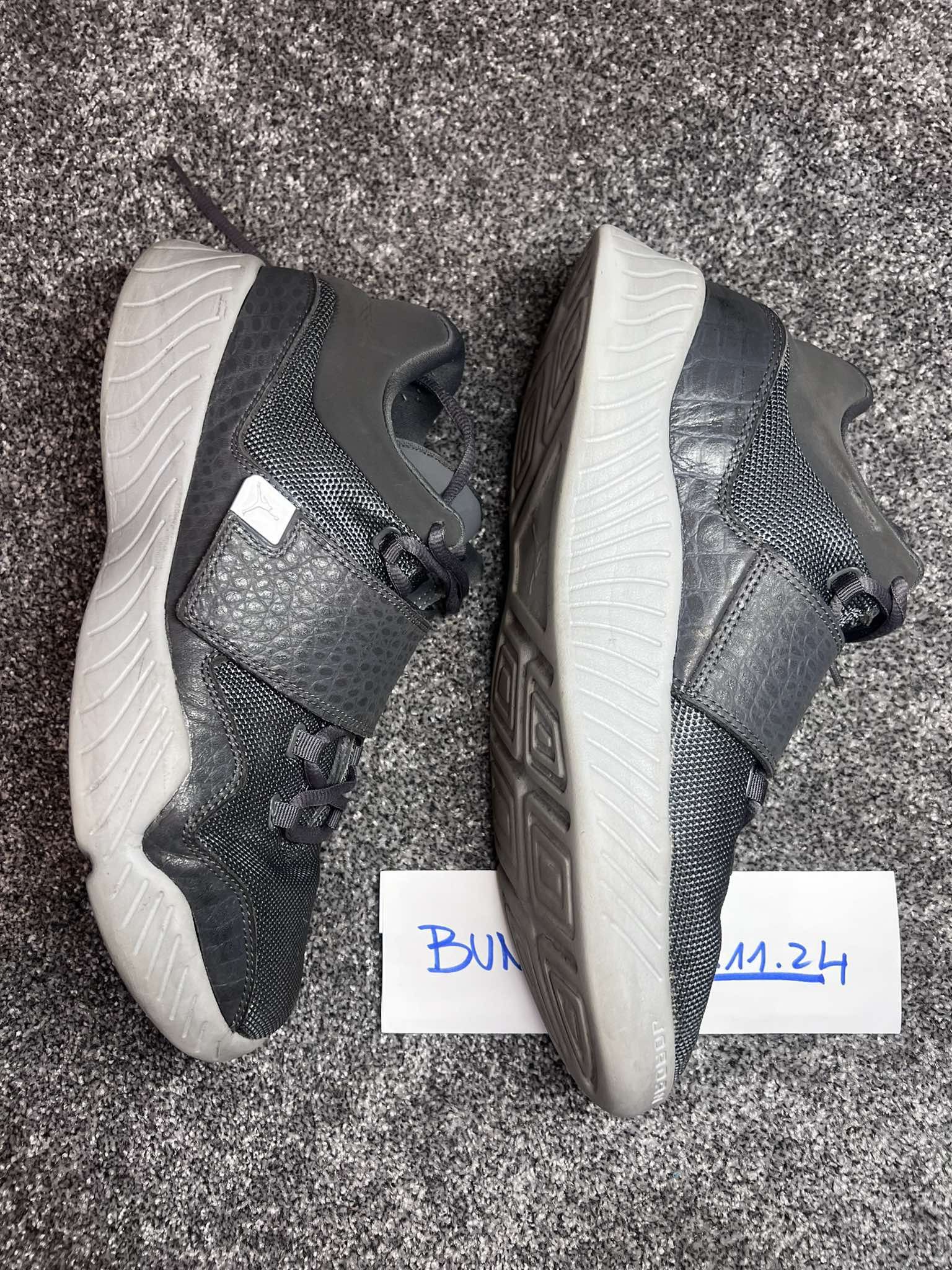 Jordan Brand × Nike NIKE AIR JORDAN J23 COOL GREY Size US 11 / EU 44 - 3 Thumbnail