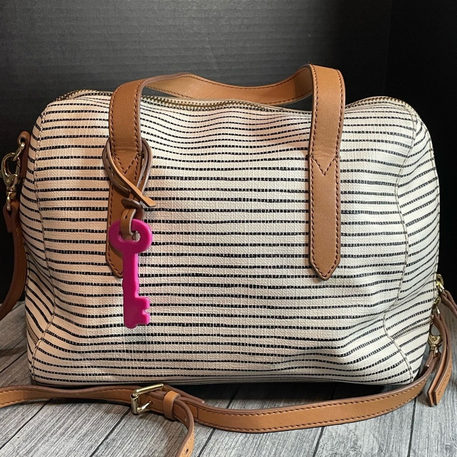 Fossil Fossil Sydney Satchel Original WhiteBlack Stripe Size ONE SIZE - 1 Thumbnail