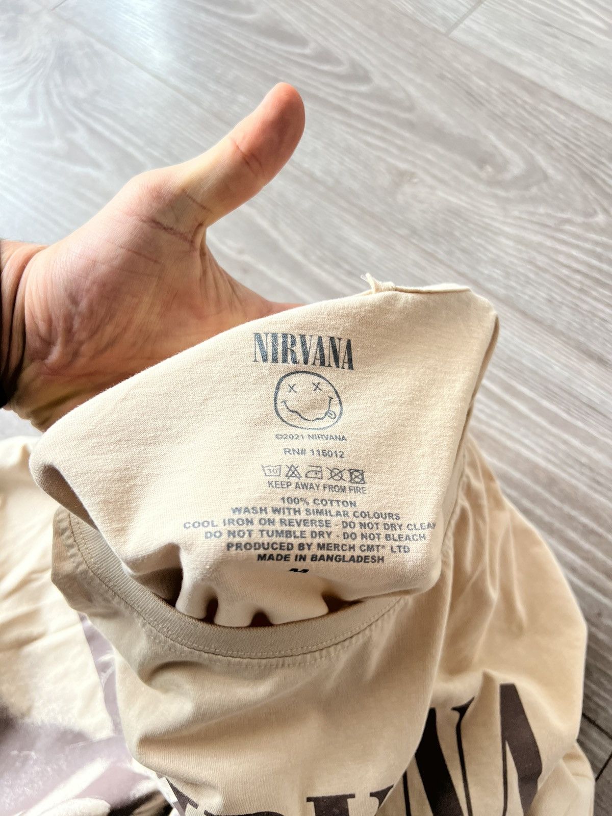 Band Tees × Nirvana ‼️Nirvana Big Logo Band New with Tags Merch Tee‼️ Size US M / EU 48-50 / 2 - 19 Thumbnail