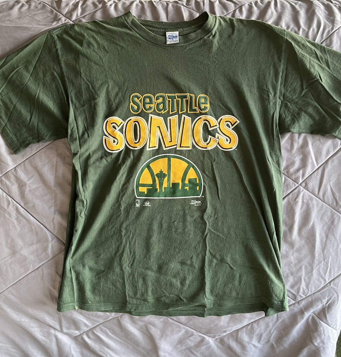 NBA Vintage NBA 90s Seattle Supersonics Tee - Size XL Size US XL / EU 56 / 4 - 1 Thumbnail