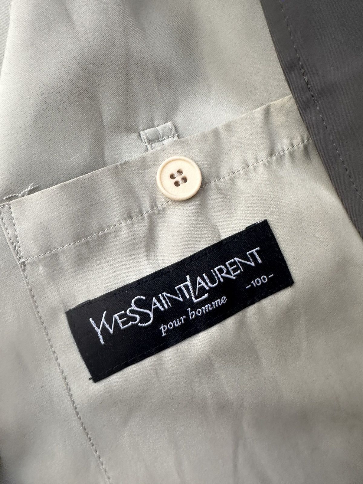 Yves Saint Laurent RARE WHITE COLOUR BIG LOGO Yves Saint Laurent Jacket Size US XL / EU 56 / 4 - 6 Thumbnail