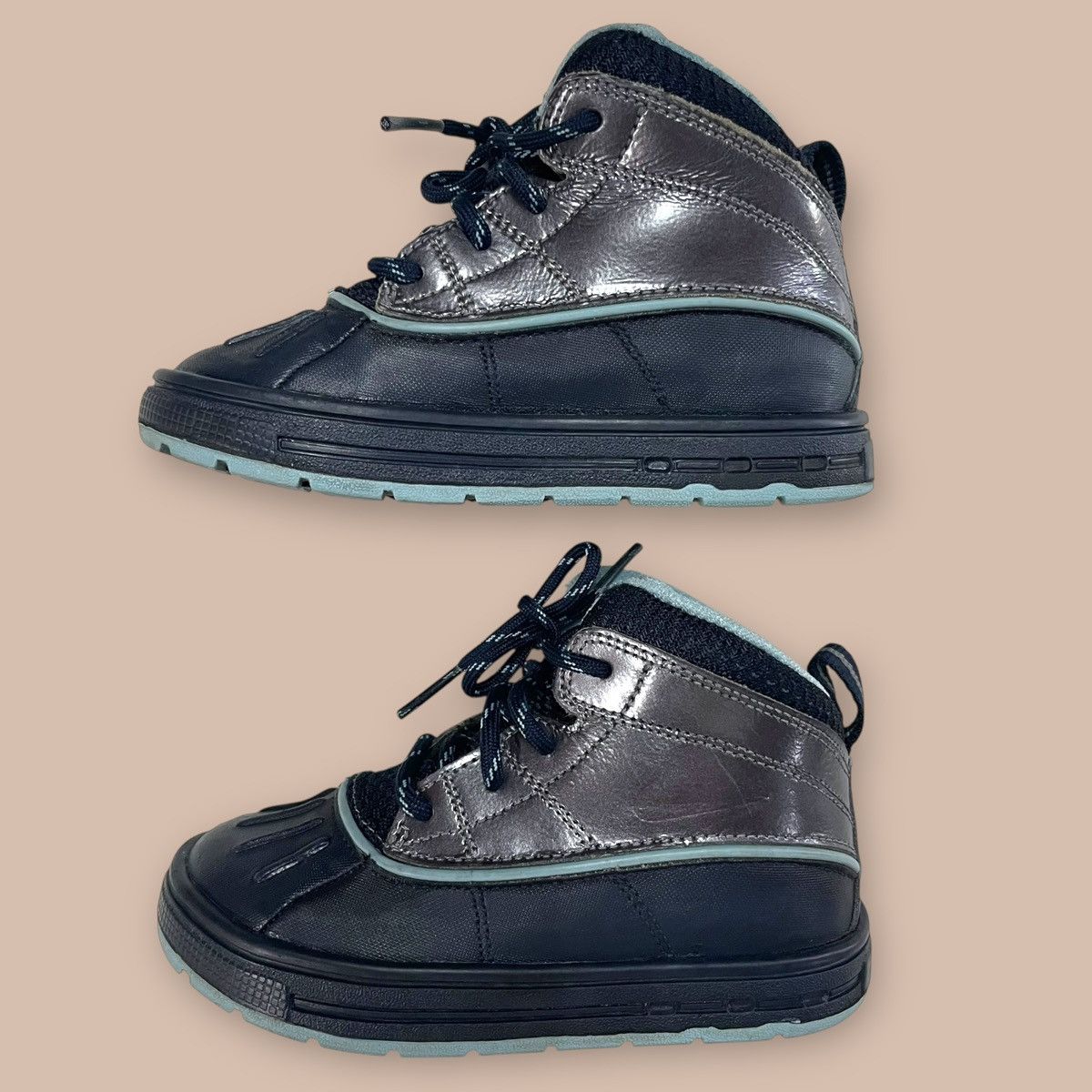 Nike ACG Nike Woodside 2 High TD "Dark Obsidian" Size US 5 / EU 37 - 9 Thumbnail