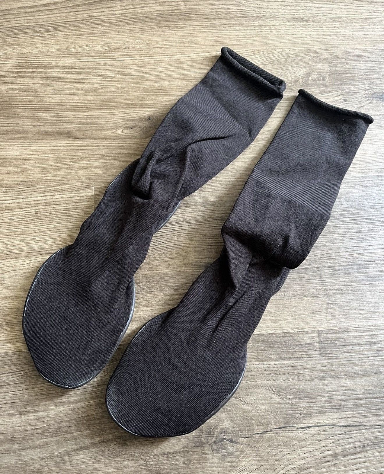 Yeezy Yeezy Pod Size Two (2) - ships fast Size US 10 / EU 43 - 3 Thumbnail