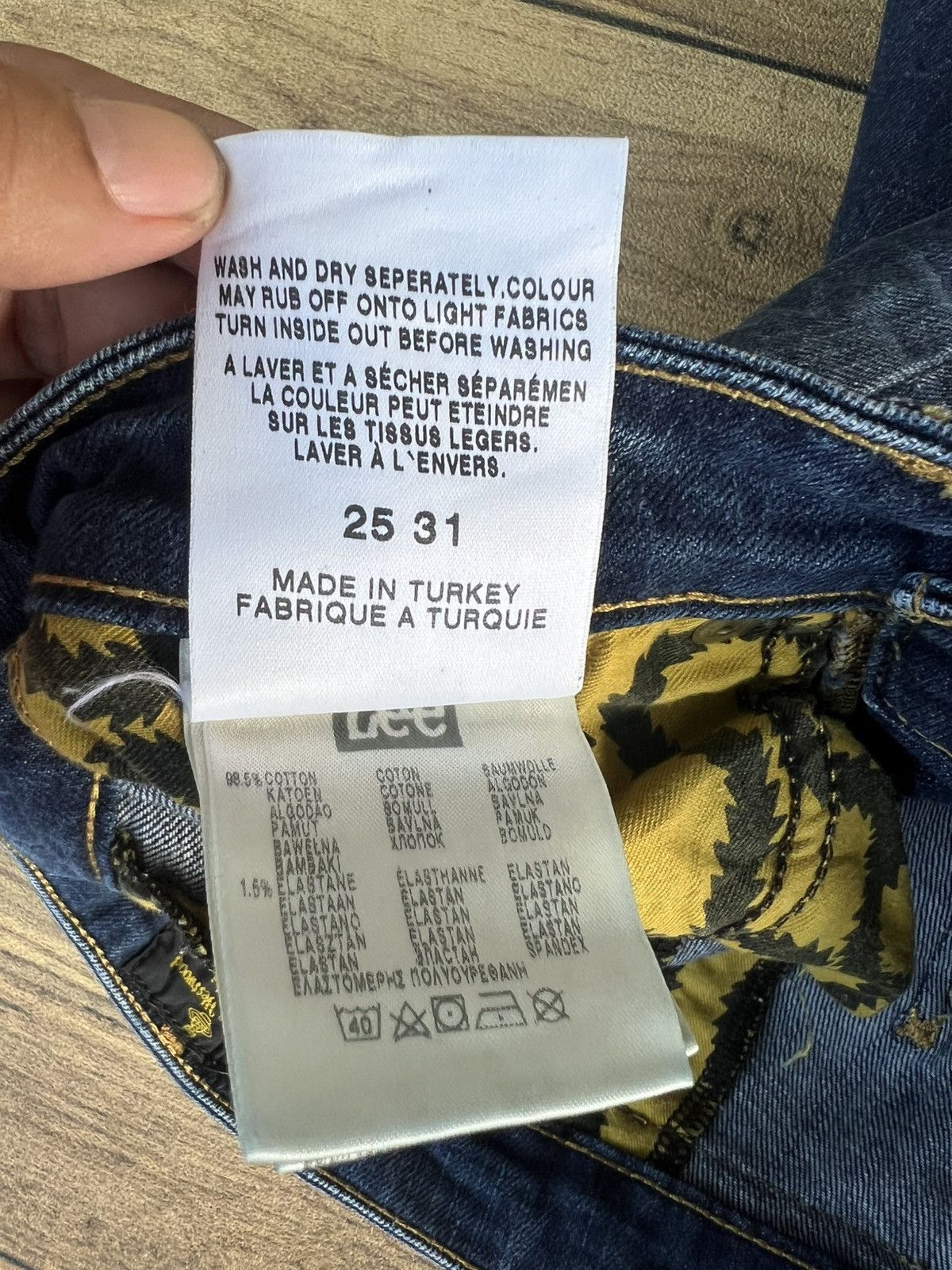 Lee × Vivienne Westwood Vivienne westwood aglonema x lee jeans Size 25" / US 0 / IT 36 - 13 Thumbnail