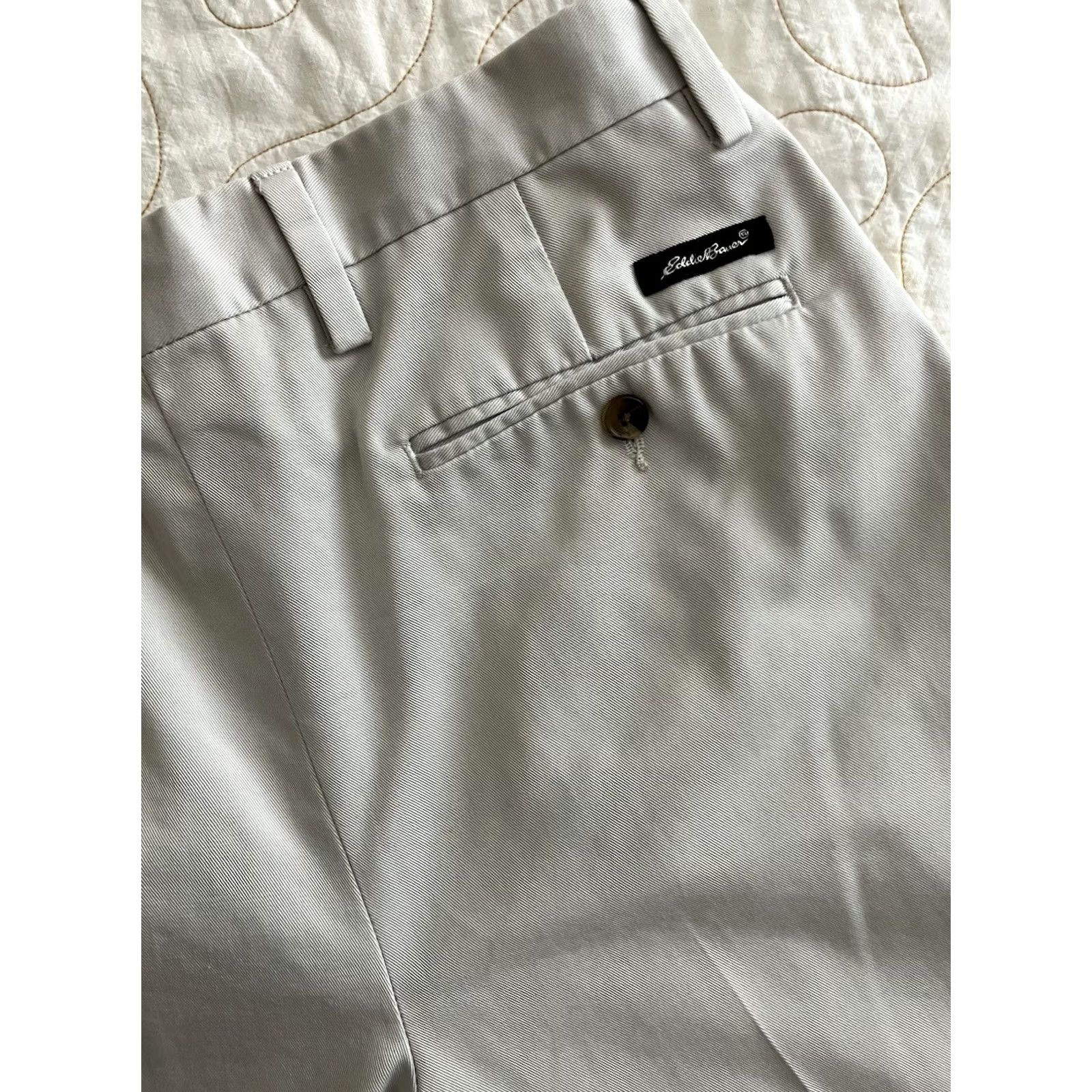 Eddie Bauer Eddie Bauer Everyday Performance Ruston Fit Tan Flat Front Men Pants 32x30 Beige Chino Flats Front Mens Size US 32 / EU 48 - 7 Thumbnail
