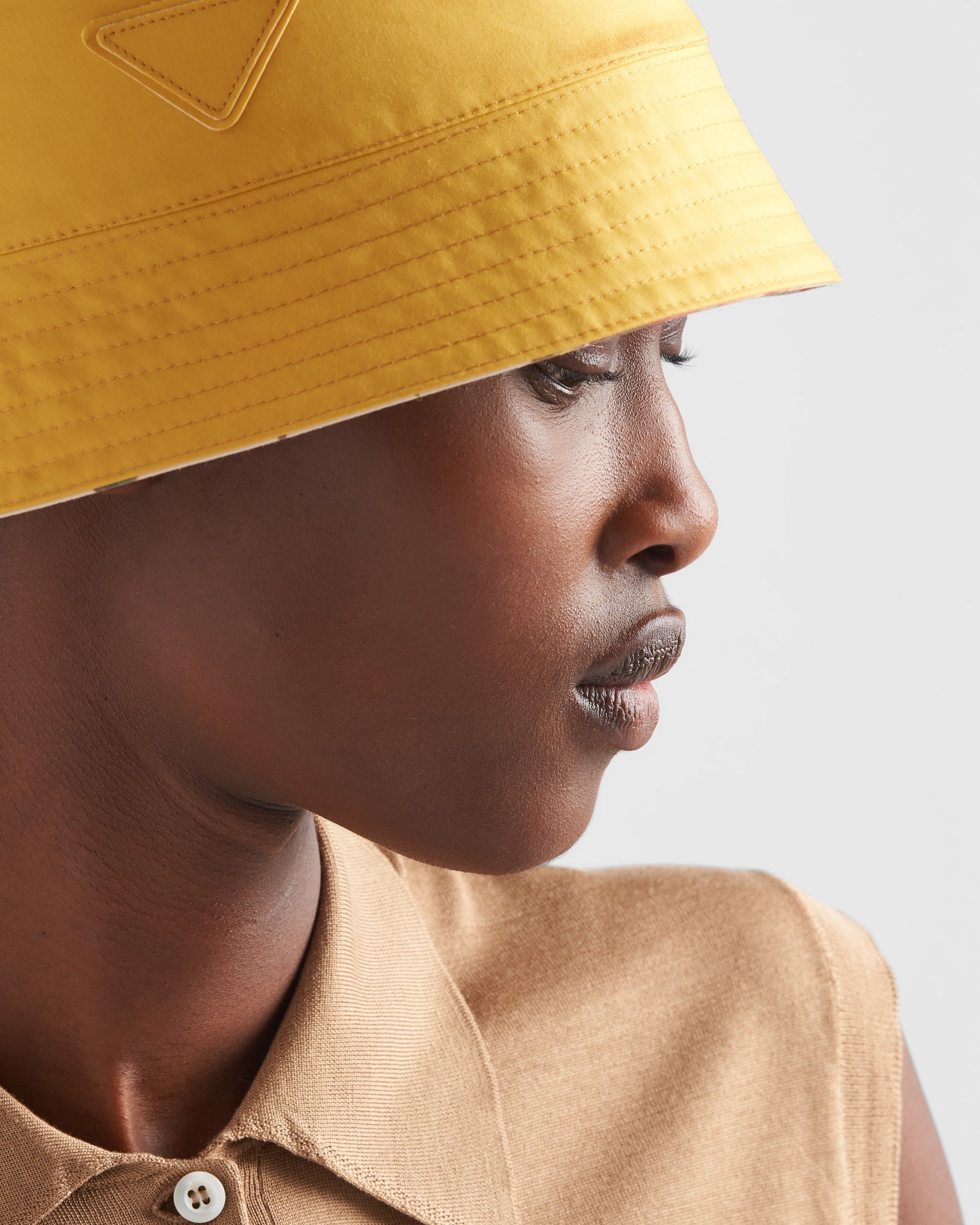 Prada o1la1rc1a0925 Size: OS / Reversible Cotton Bucket Hat / Cap Size ONE SIZE - 5 Thumbnail