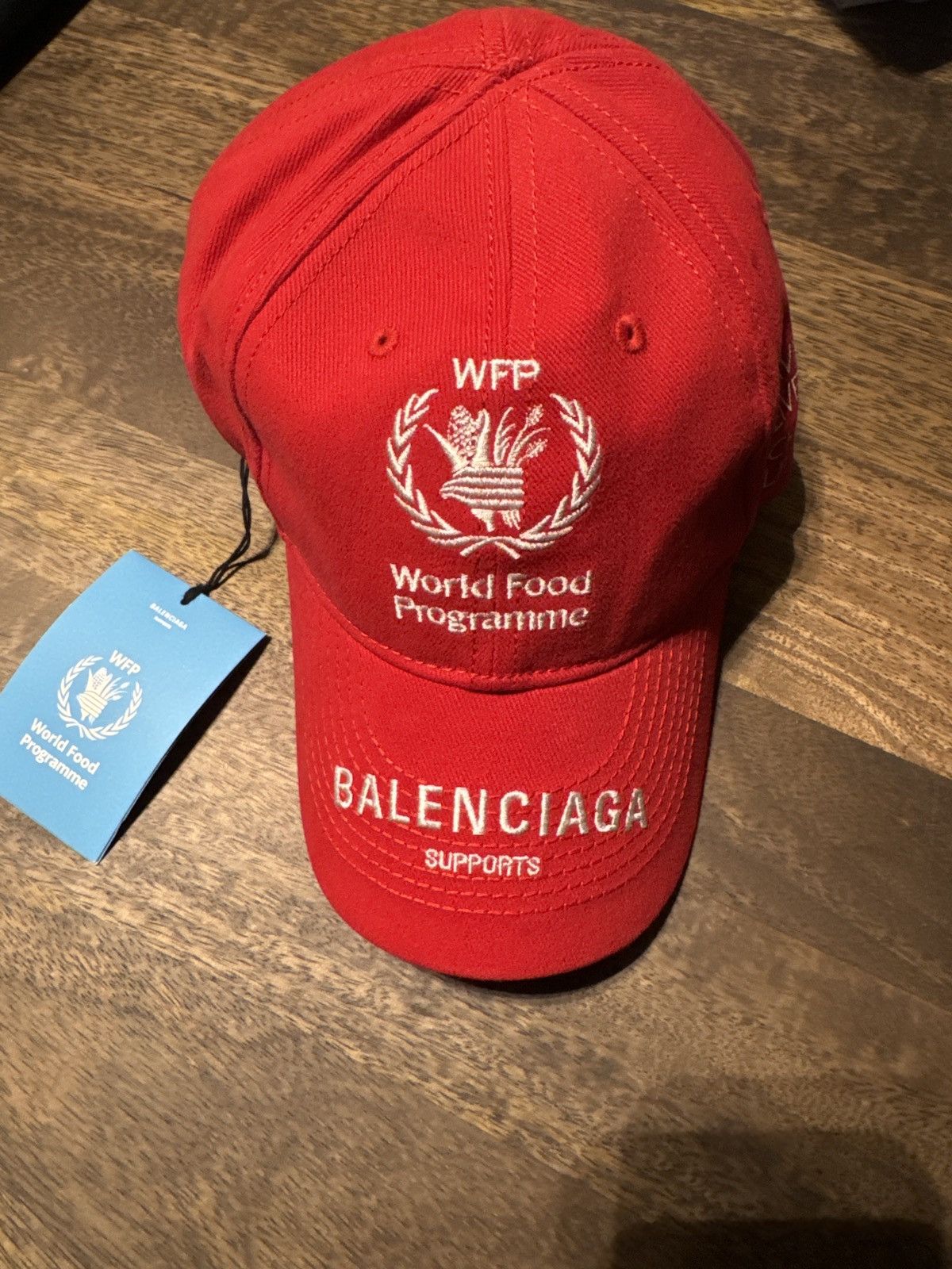 正規販売代理店 balenciaga キャップ WFP world Food Programme - 帽子