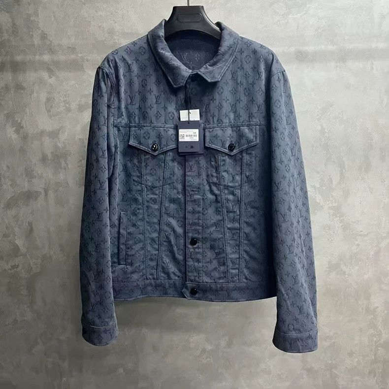 Louis Vuitton Louis Vuitton Blue Logo Full Print Single Breasted Casual Size US XXL / EU 58 / 5 - 1 Thumbnail