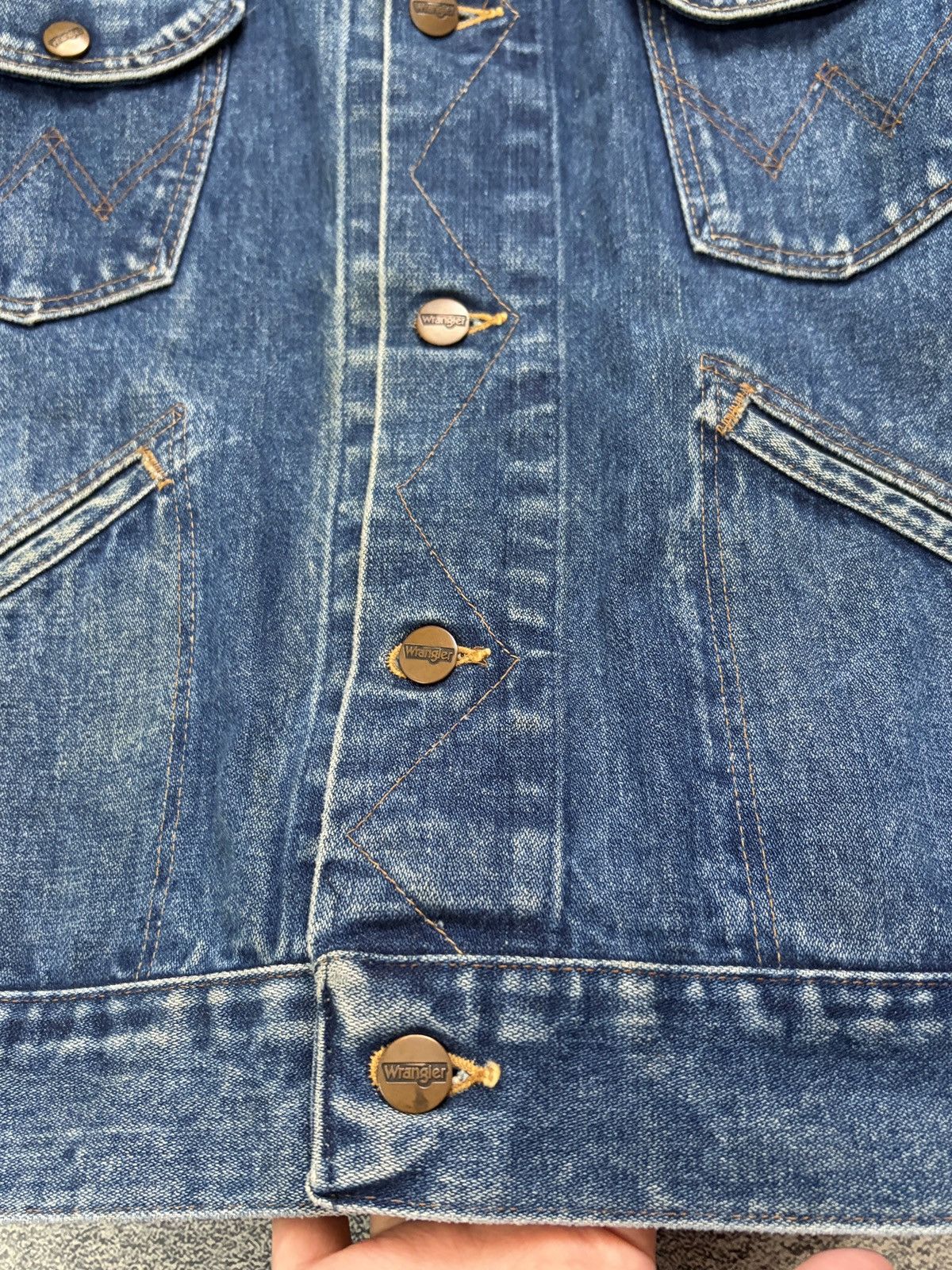 Wrangler Vintage 70s Wrangler Blue Bell Denim Trucker Jacket Malta 40 Size US L / EU 52-54 / 3 - 9 Thumbnail