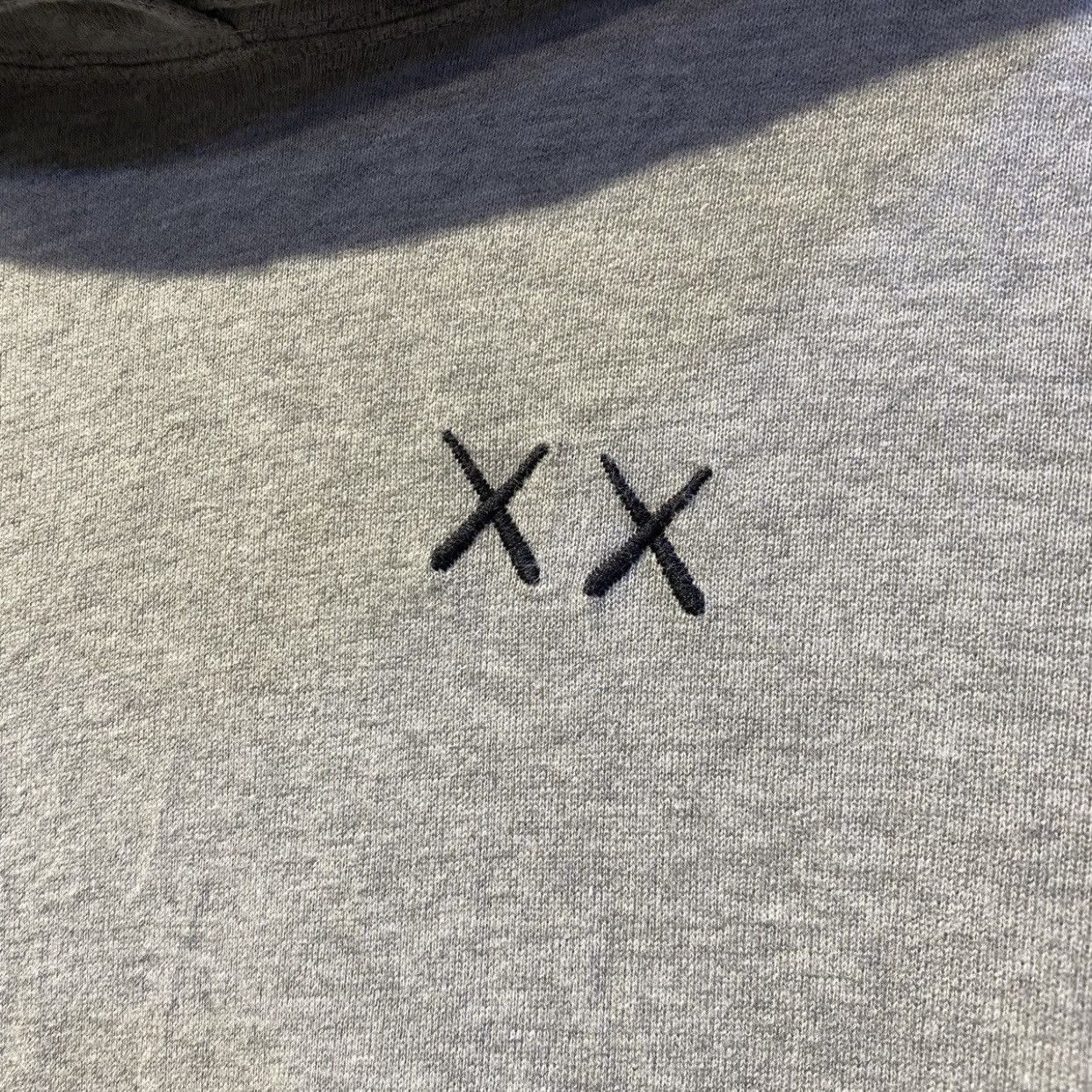 Kaws × Uniqlo × Vintage KAWS X SESAME STREET X UNIQLO HOODIES Size US S / EU 44-46 / 1 - 4 Thumbnail