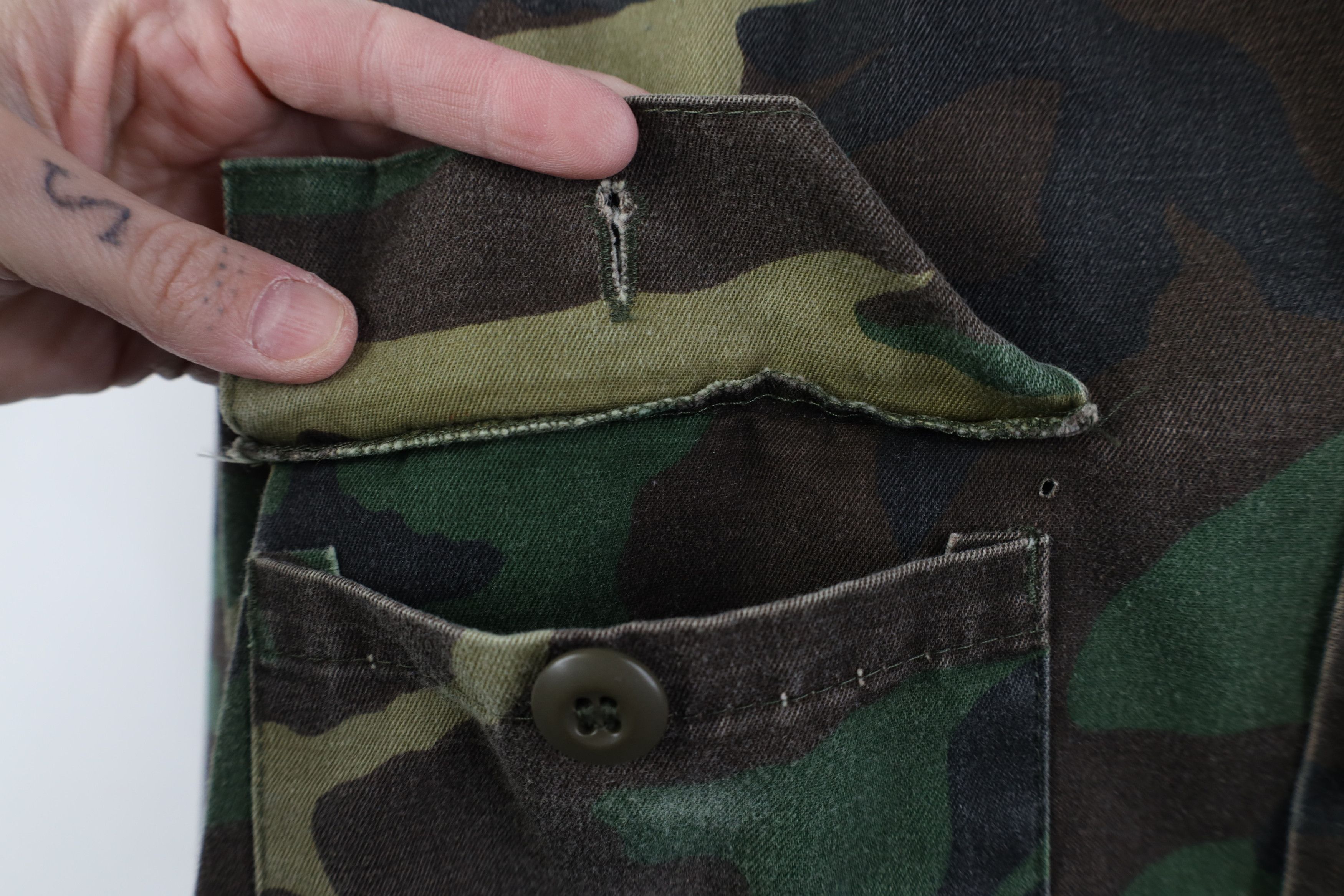 Vintage Vintage 70s Military Camouflage Combat Field Shirt Jacket Size US L / EU 52-54 / 3 - 5 Thumbnail