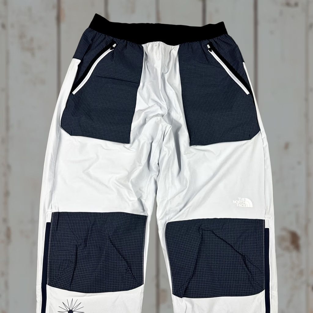 The North Face The North Face Pants Women Large Blue Trailwear OKT Flash Jogger Zip Pockets L Size 36" / US 14 / IT 50 - 1 Thumbnail