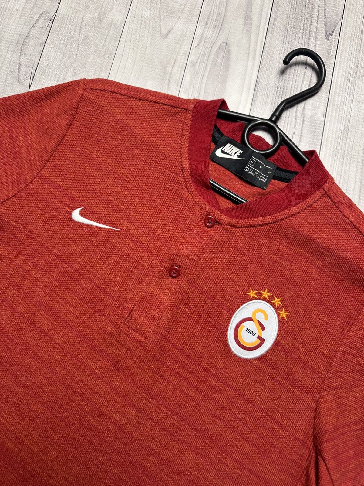 Nike × Vintage Vintage Nike Galatasaray size M soccer tee logo Size US M / EU 48-50 / 2 - 3 Thumbnail