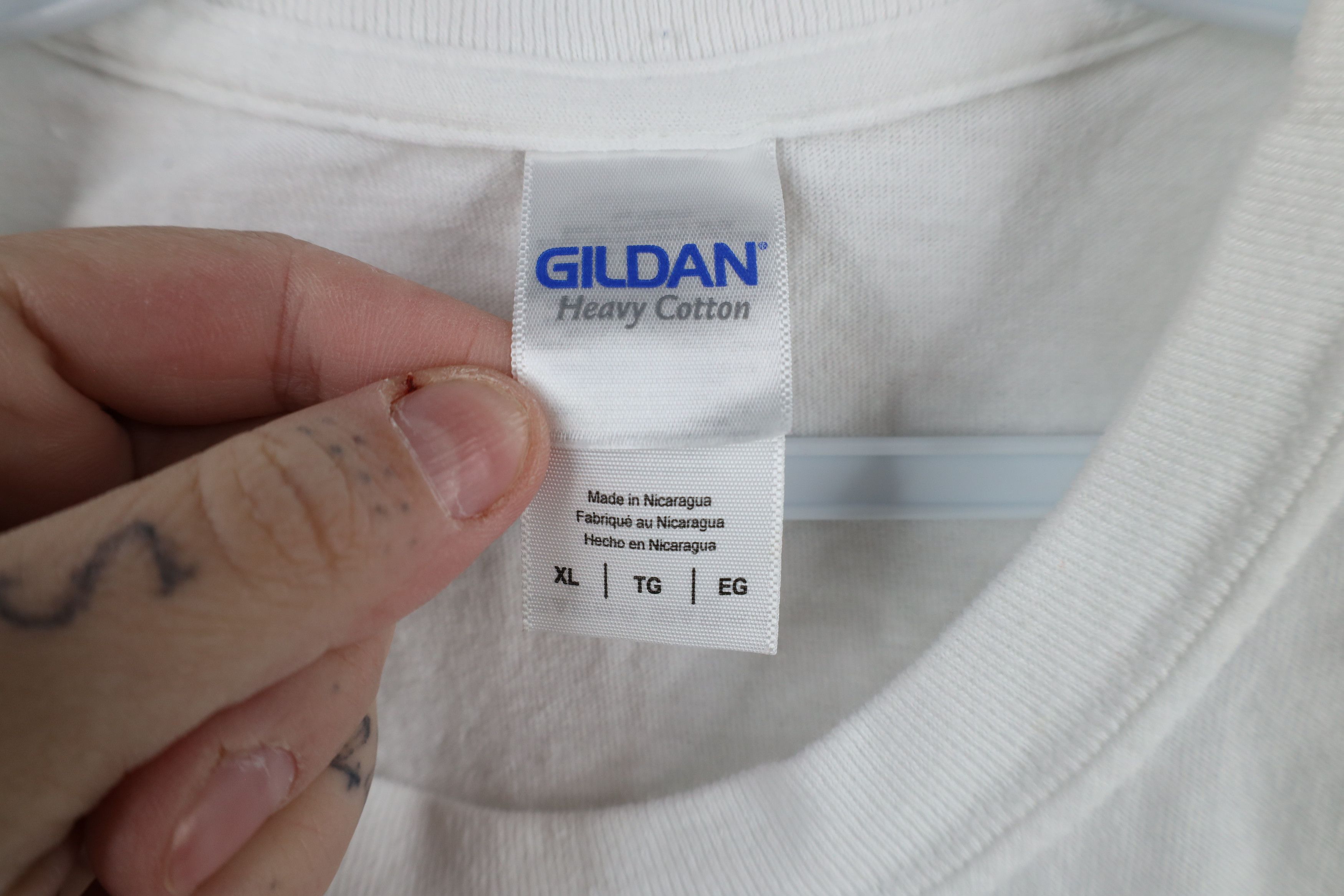 Vintage Vintage Y2K Streetwear Heavyweight Cotton T-Shirt White Size US XL / EU 56 / 4 - 5 Thumbnail