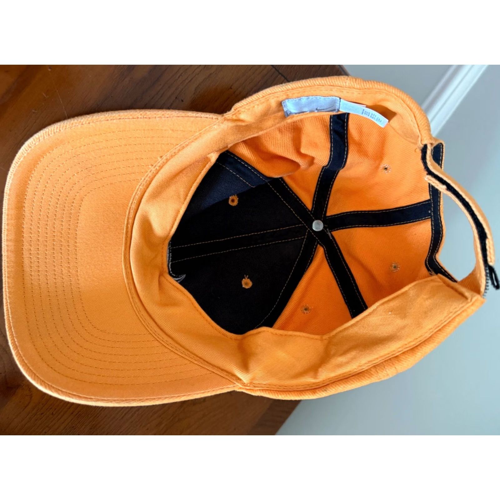 Nike VINTAGE Nike Hat Baseball Cap Unisex Adults Adjustable Orange Center Swoosh Size ONE SIZE - 4 Thumbnail