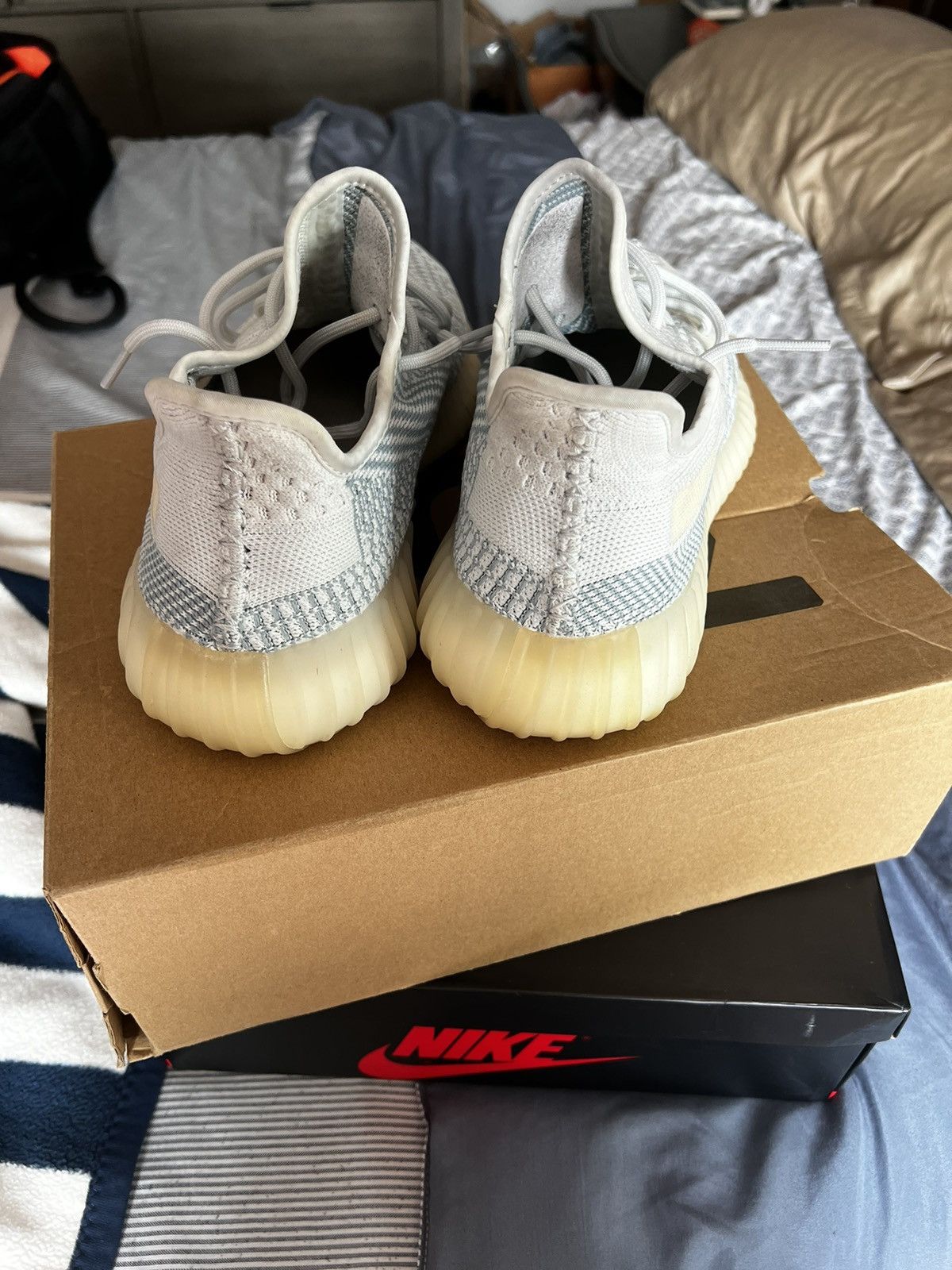 Adidas Yeezy 350 Size US 9.5 / EU 42-43 - 4 Thumbnail
