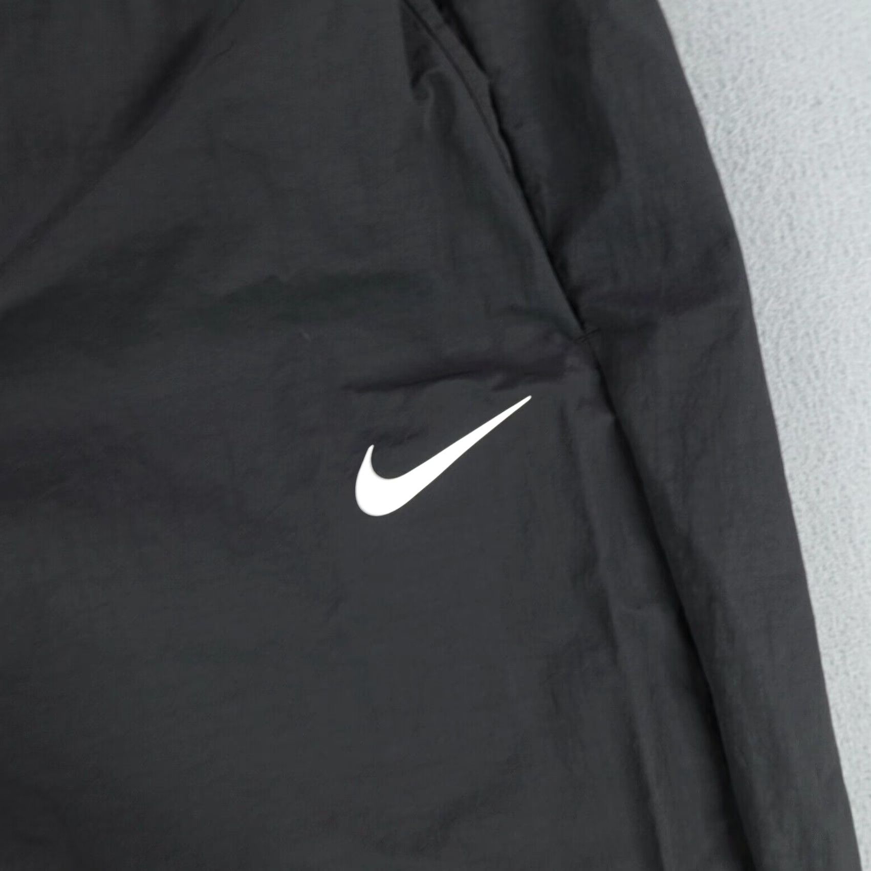 Nike Nike Pants Womens Small Black Tech Pack Woven Tapered Joggers Size 28" / US 6 / IT 42 - 4 Thumbnail
